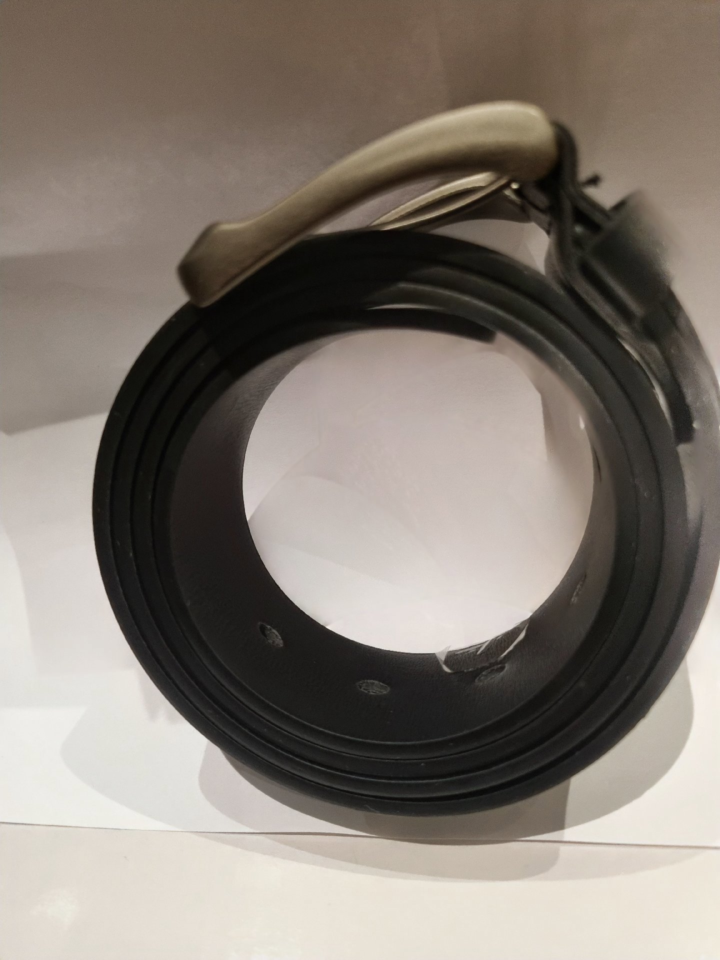 Black Leather Belt with Silver Buckle, Unbranded, 44", New condition — preloved on SilentSale®