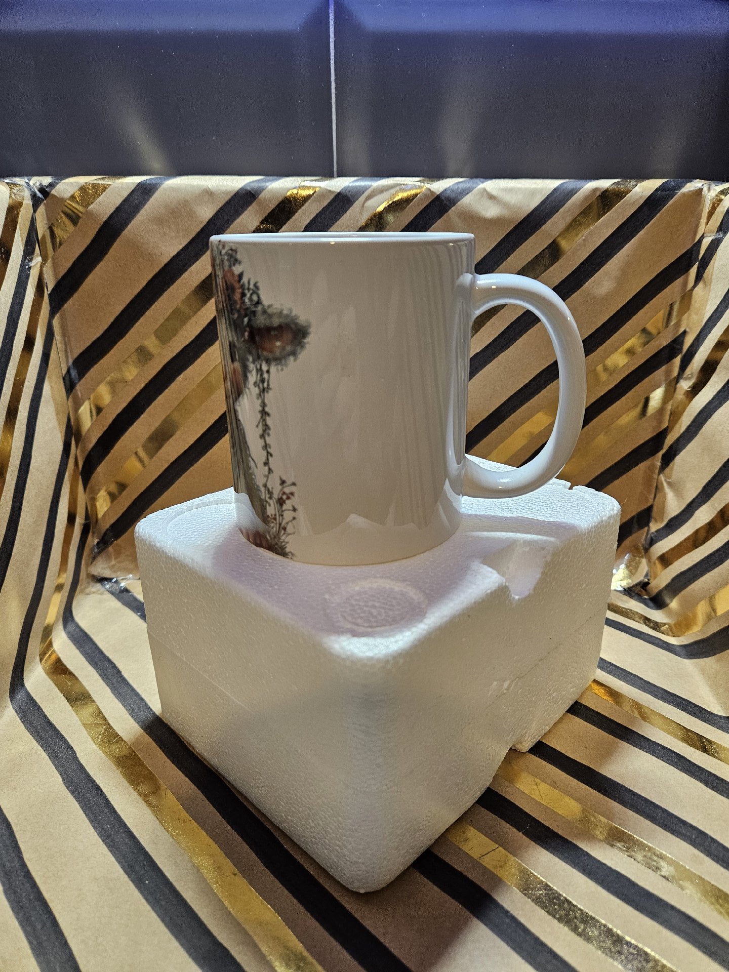 Cute Lamb Ceramic Mug with Floral Crown Design, Unbranded, One Size, New condition — preloved on SilentSale®