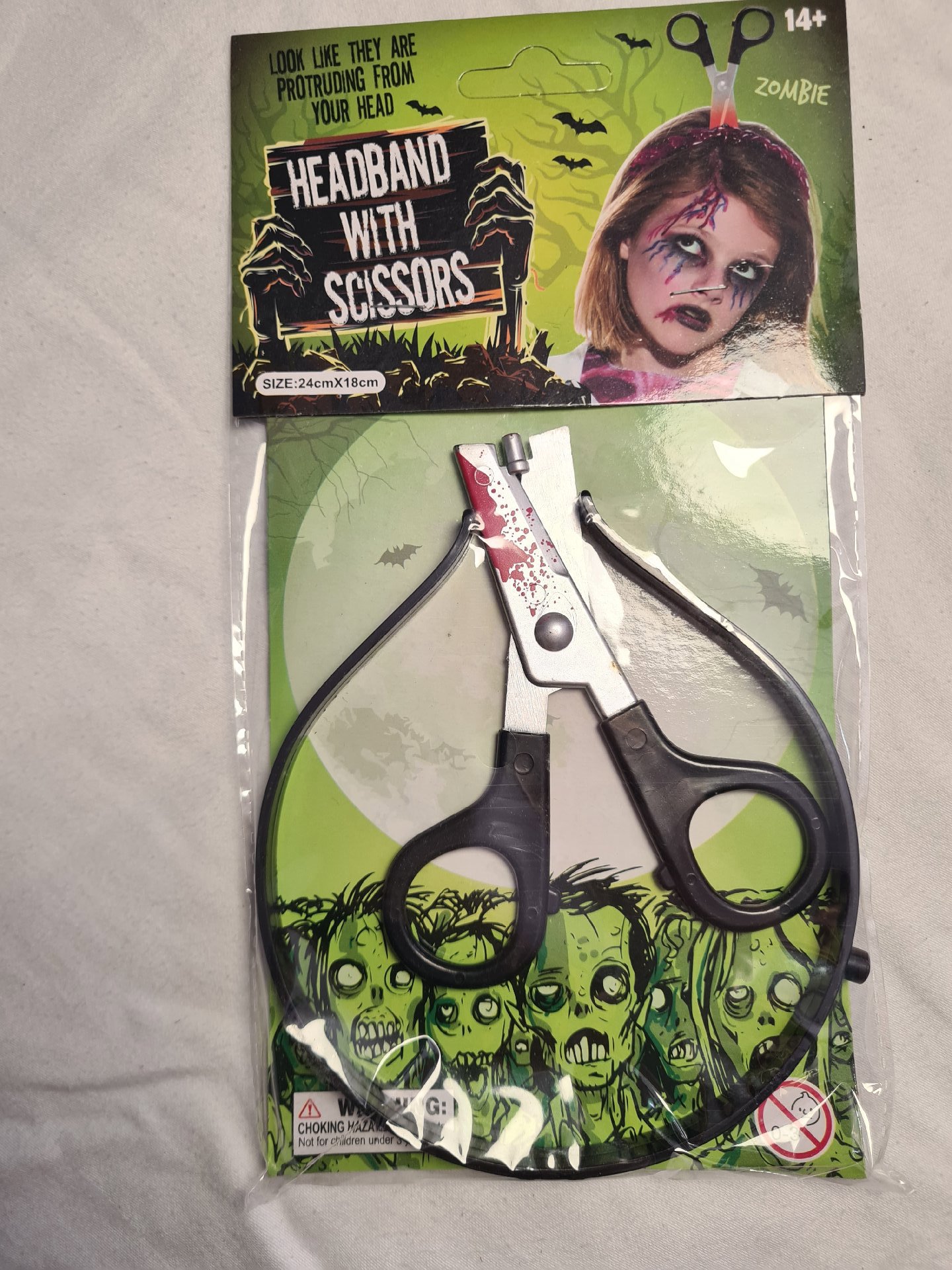Headband With Scissors Halloween Accessory, Other, 24cm x 18cm, New condition — preloved on SilentSale®