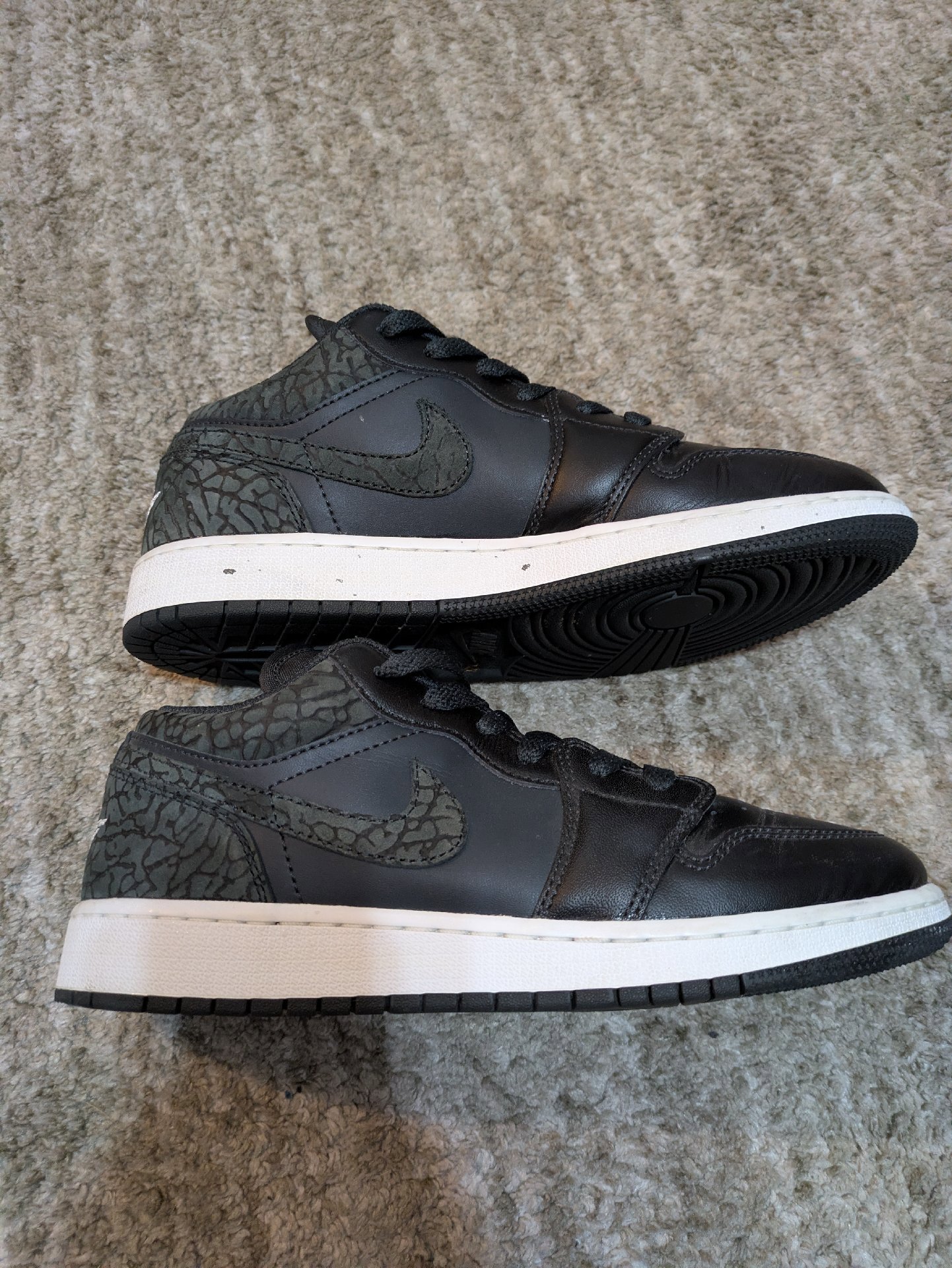 Nike Air Jordan Black Trainers, Nike, 5.5, Excellent condition — preloved on SilentSale®