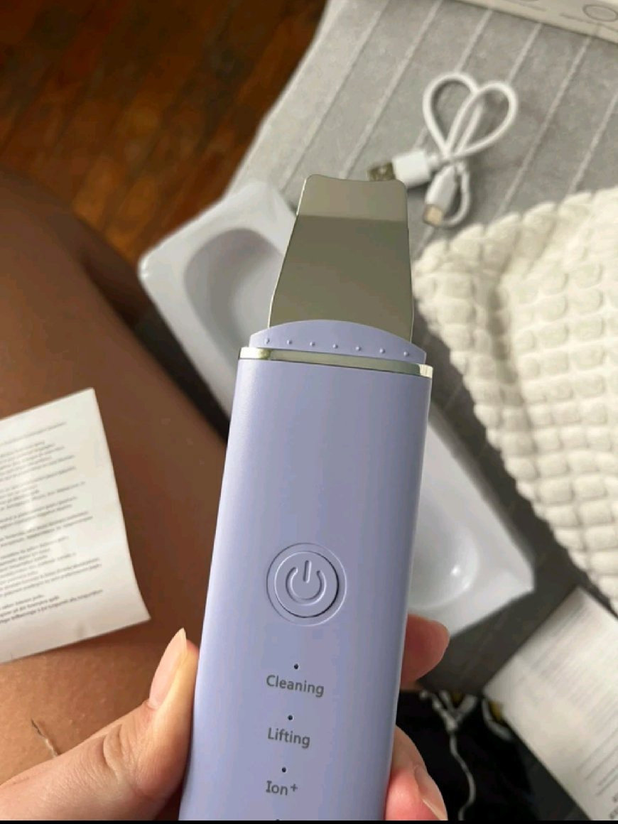 Electric Black head removal, Electric, One Size, New condition — preloved on SilentSale®