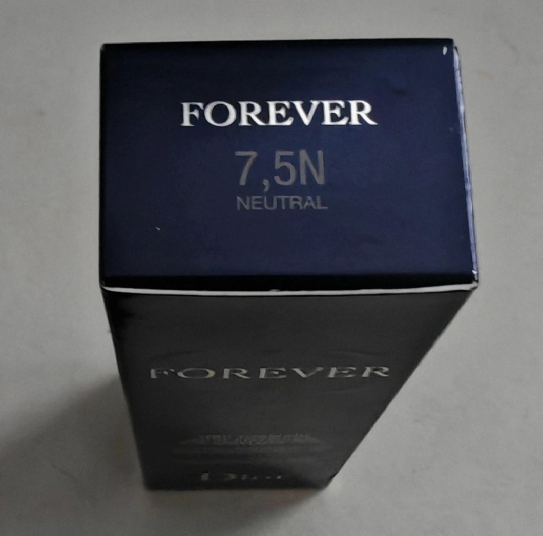 Dior Forever 24H Wear High Perfection Foundation 7.5N 30ml, Dior, 30ml, New condition — preloved on SilentSale®