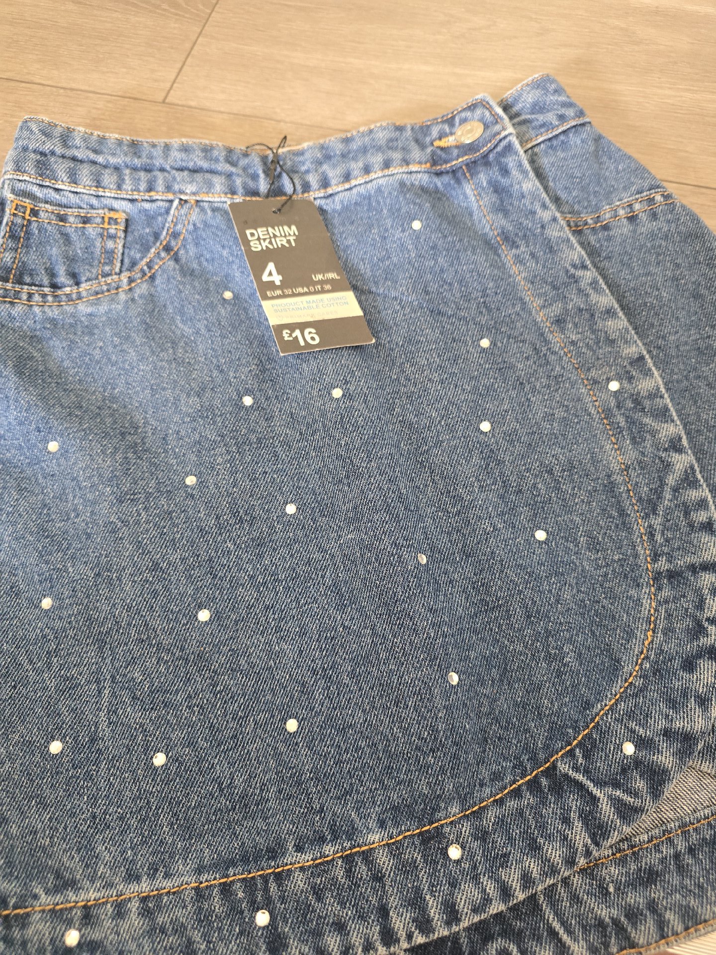 Denim Co Denim Skirt Blue with Stud Detail – UK 4, Primark, 4, New condition — preloved on SilentSale®