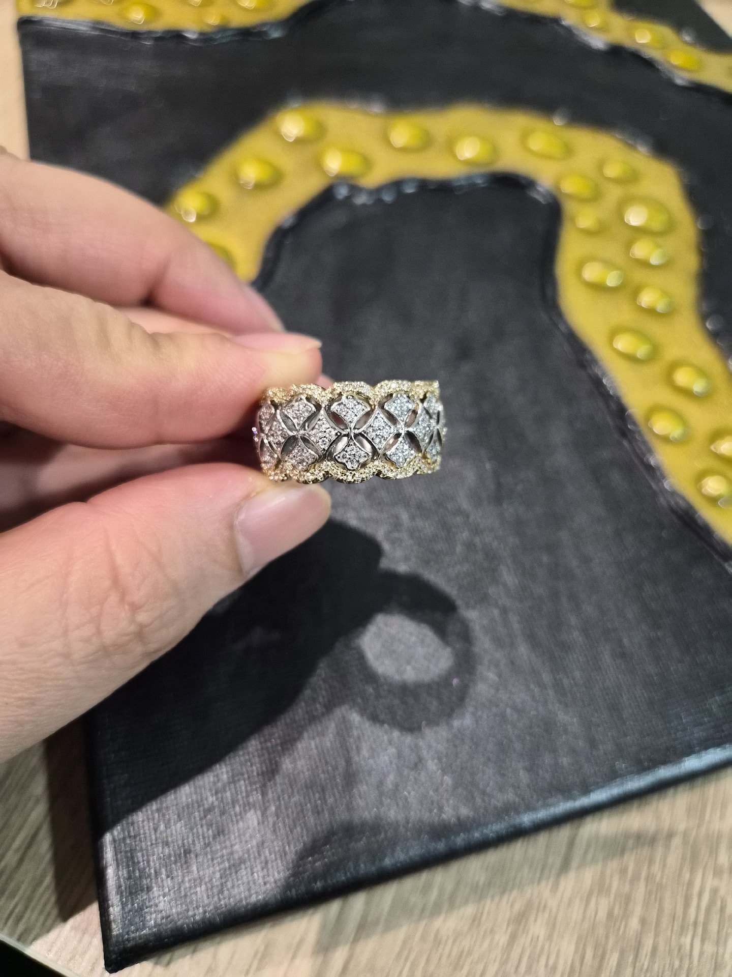 Two Tone Patterned Band Ring, Other, R½, New condition — preloved on SilentSale®