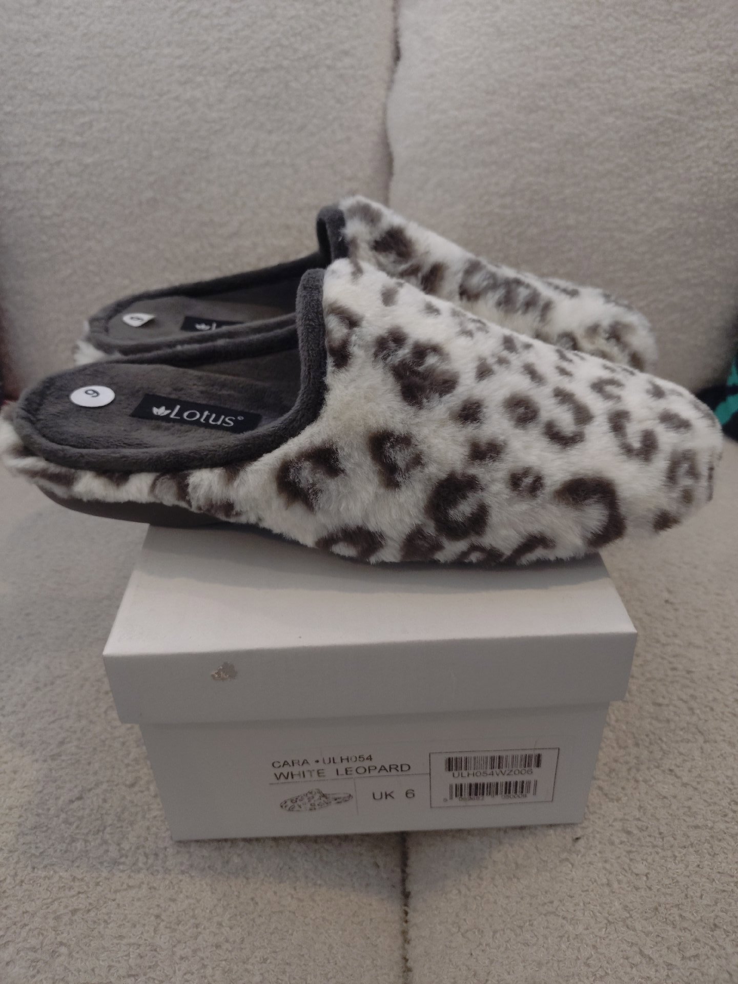 Lotus White Leopard Print Slippers – UK 6, Lotus, 6, New condition — preloved on SilentSale®