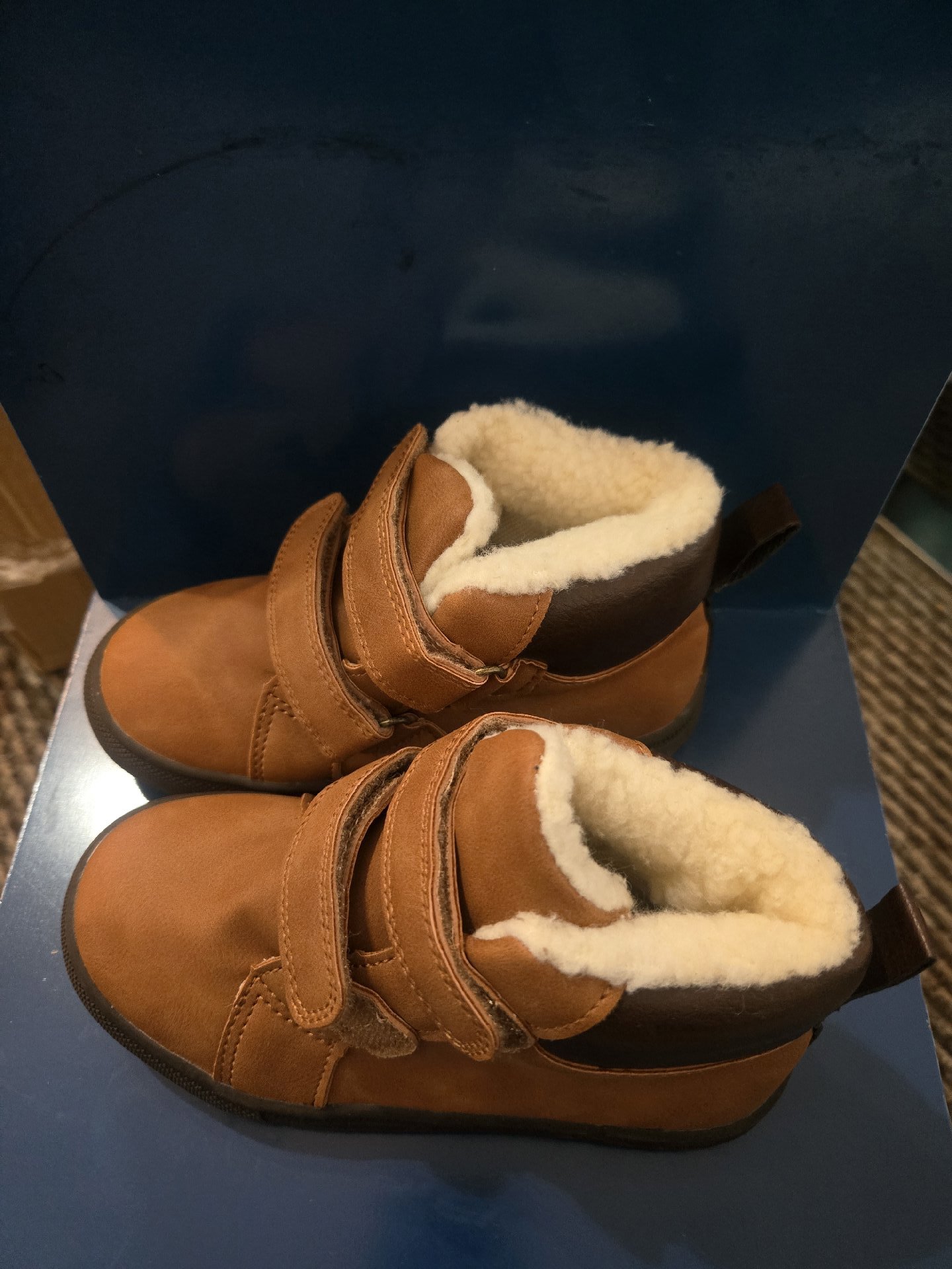 Brown Kids Winter Boots with Faux Fur Lining, Unbranded, 10, New condition — preloved on SilentSale®