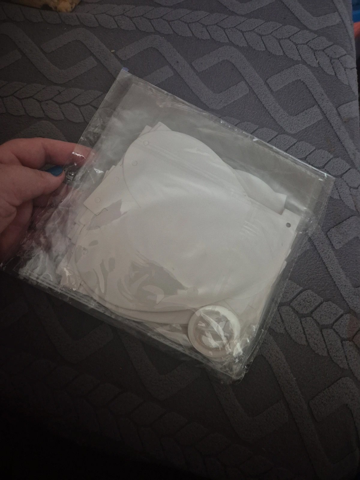 x3 just married bunting, Shein, One Size, New condition — preloved on SilentSale®