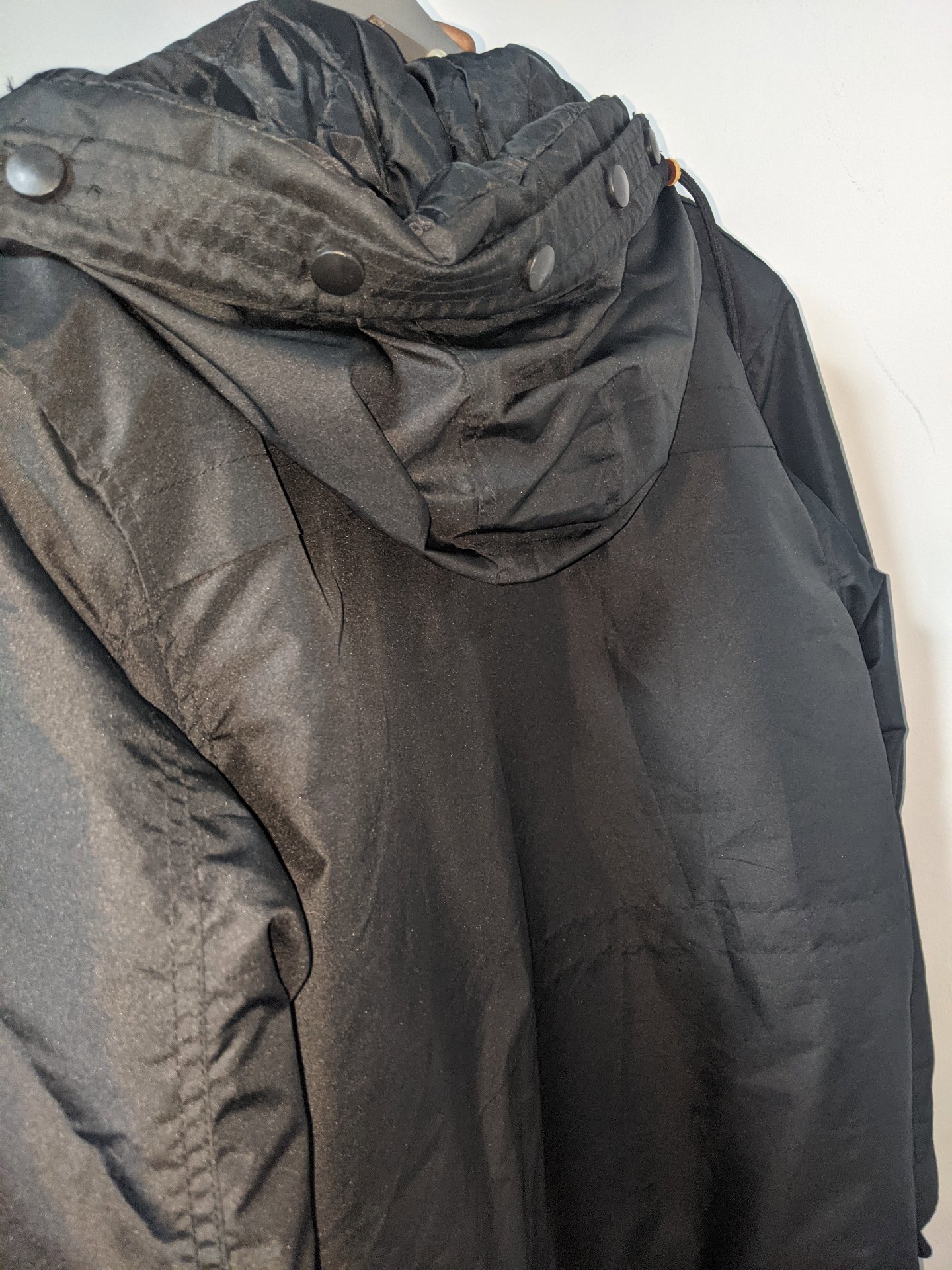 Kam Jeans Black Hooded Winter Jacket – Size L, Kam Jeans, L, New condition — preloved on SilentSale®