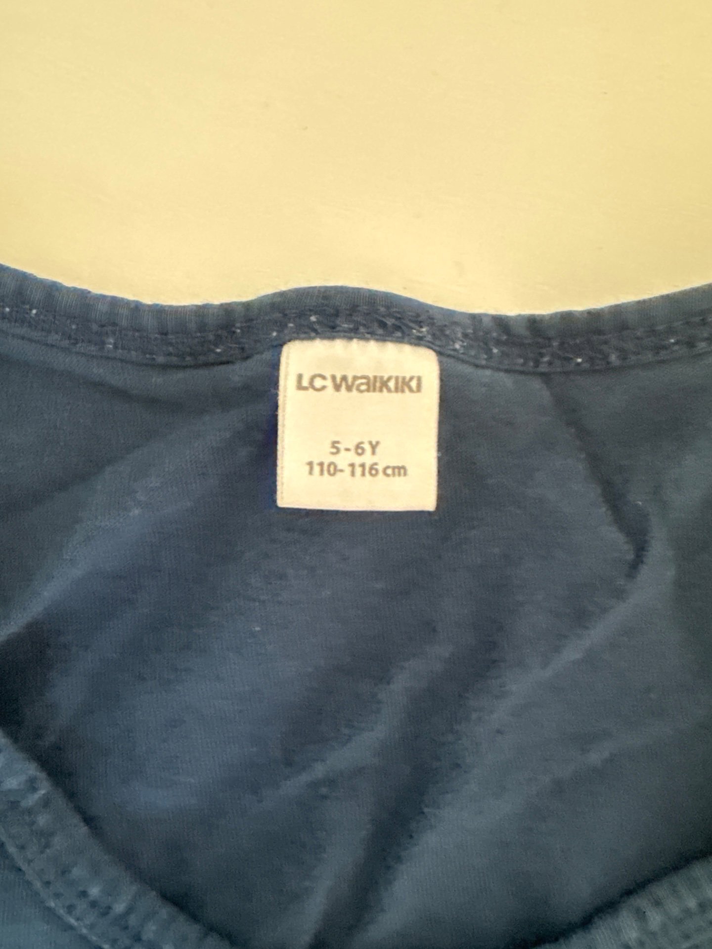 Navy Sleeveless Top with Owl Print – Size 104, LC Waikiki, 104, Good condition — preloved on SilentSale®