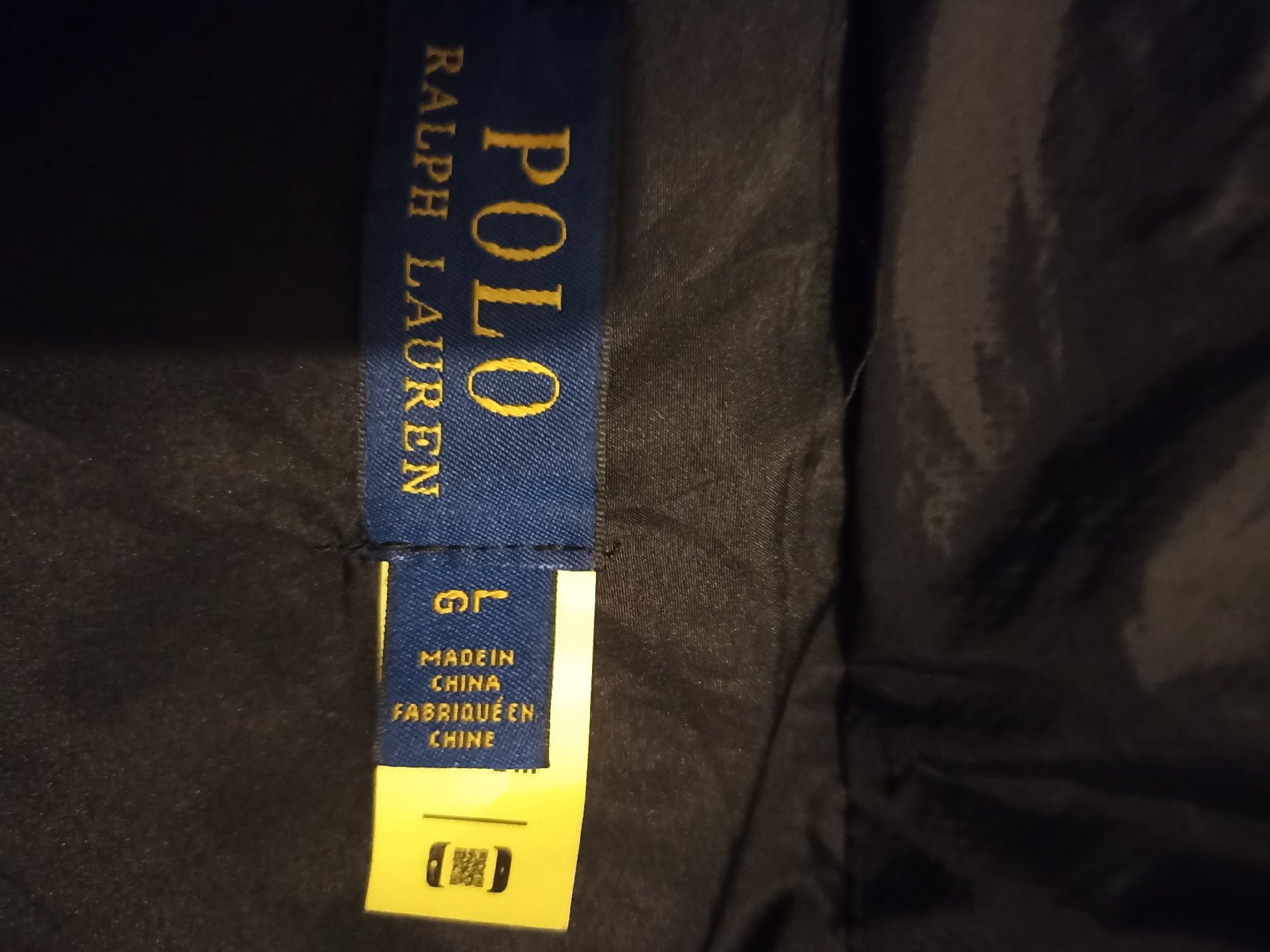 Polo Ralph Lauren Black Puffer Jacket with Hood – Size L, Polo Ralph Lauren, L, Like New condition — preloved on SilentSale®