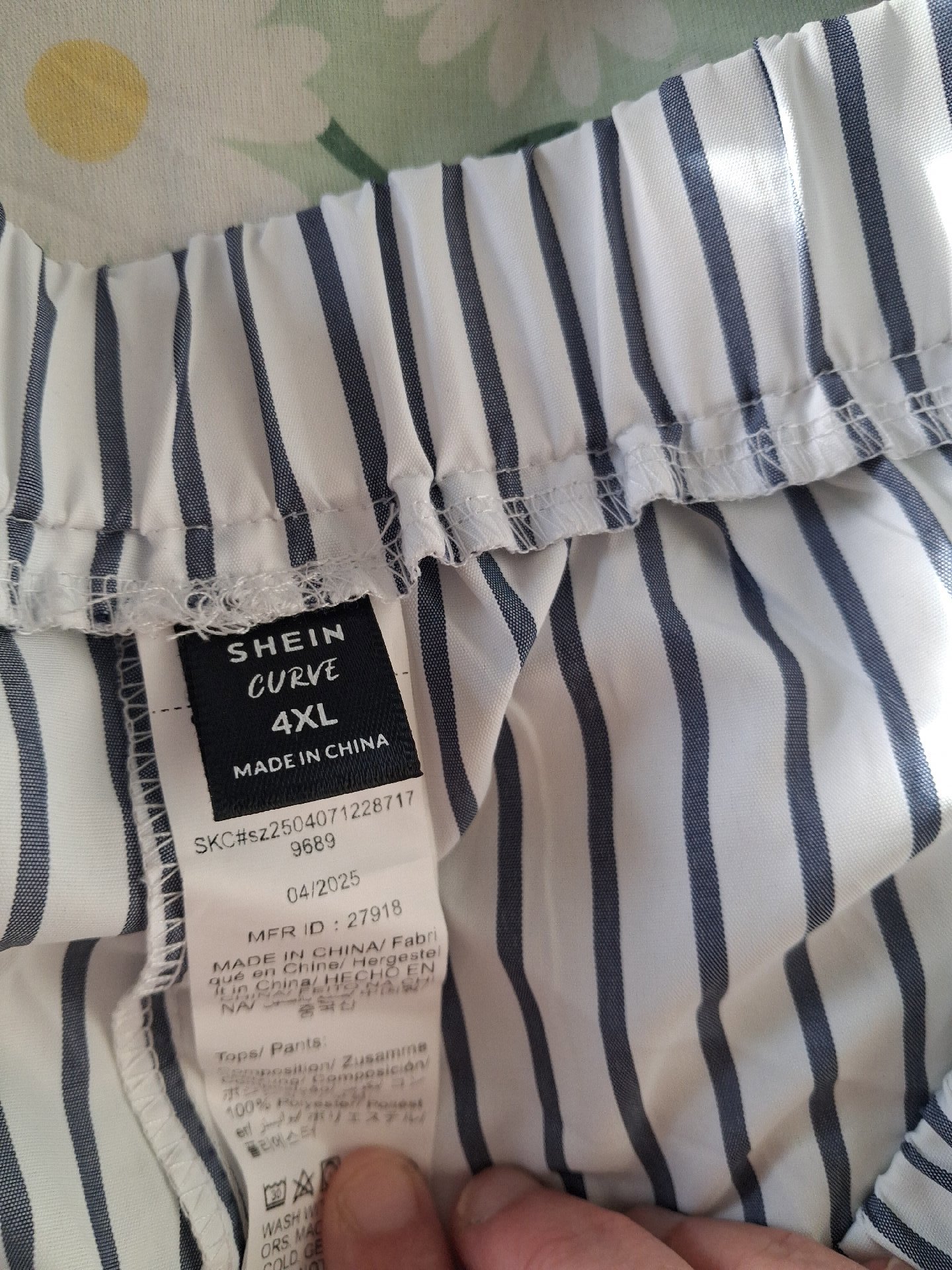Striped Two-Piece Crop Top and Shorts Set, shien, XXXL, Excellent condition — preloved on SilentSale®