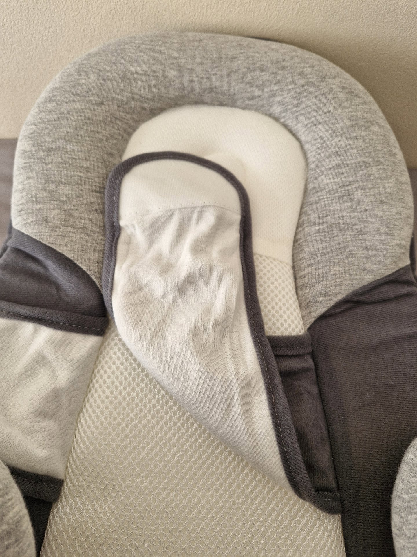 Baby Lounger Grey Knit Sweat Fabric 60x40x18cm, Unbranded, 60x40x18cm, New condition — preloved on SilentSale®