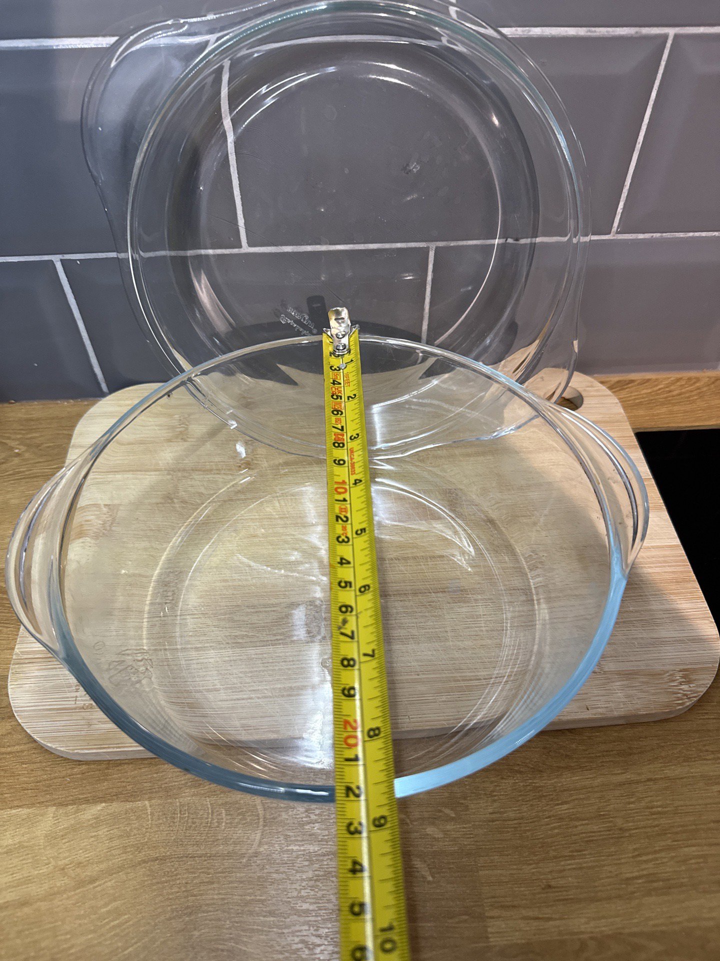 Glass Ovenproof Casserole Dish with Lid, Pasabahce, One Size, Excellent condition — preloved on SilentSale®