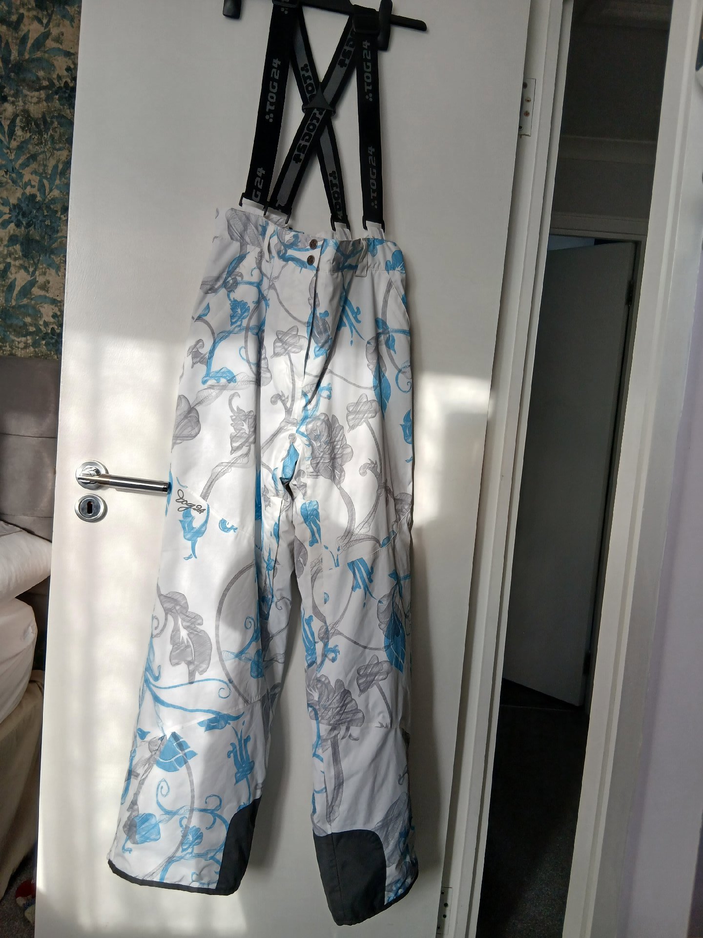 Ski pants women , Tog 24, UK 18-20, Like New condition — preloved on SilentSale®