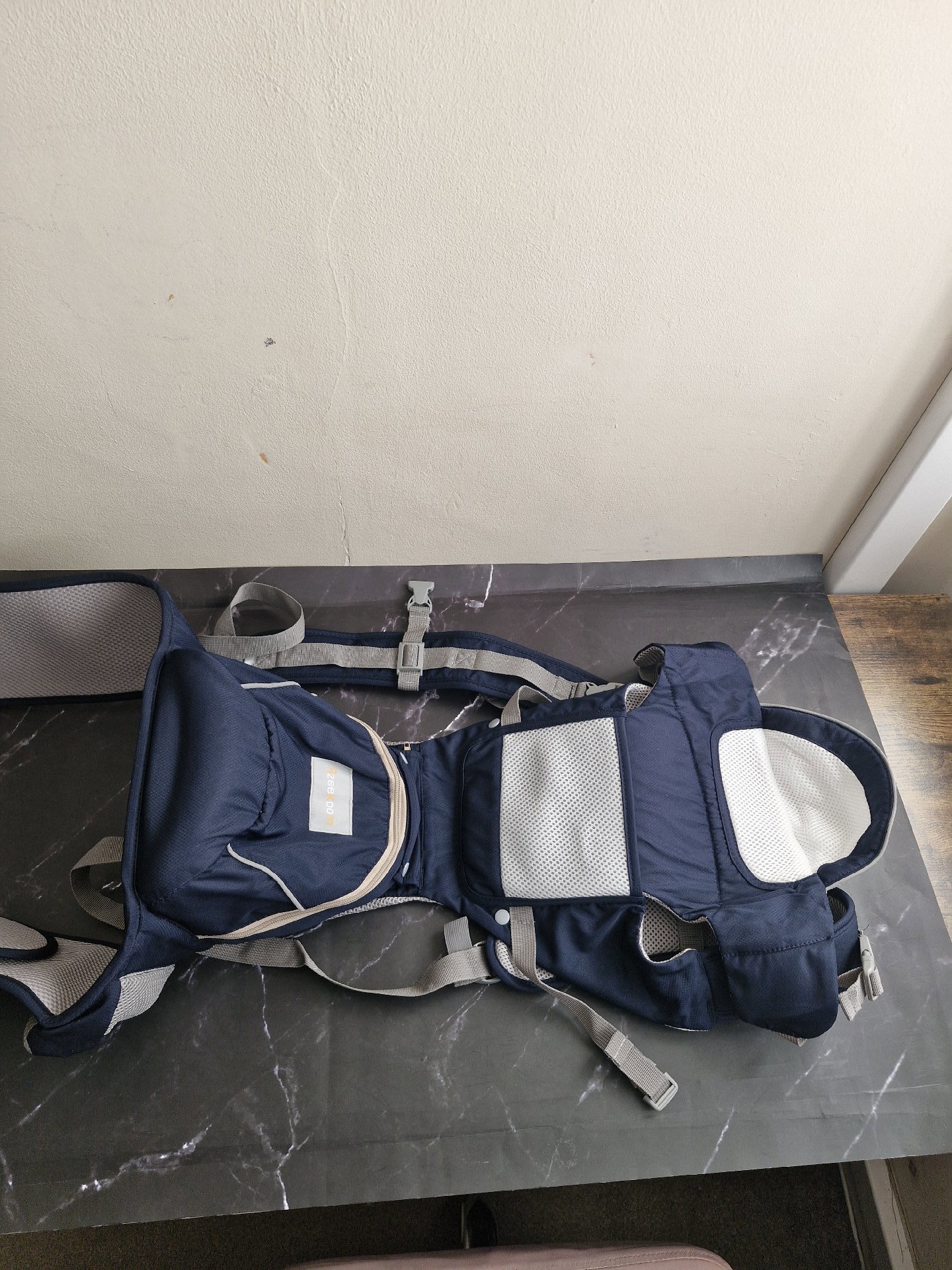 Azeekoom Baby Carrier Adjustable Infant Front and Back Carrier, Azeekoom, One Size, Like New condition — preloved on SilentSale®