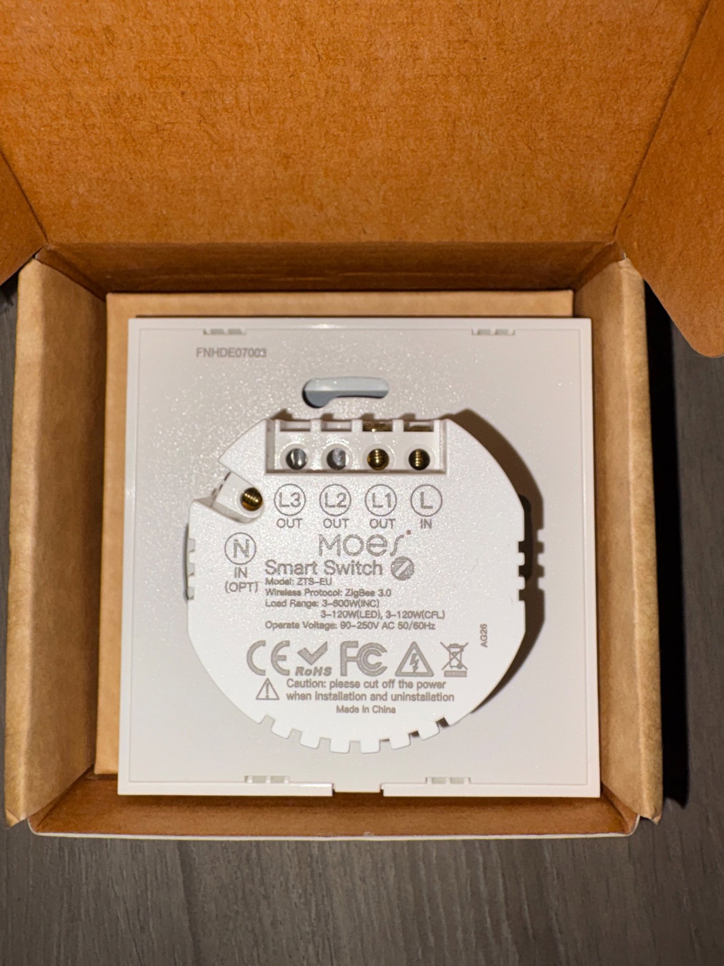 Moes Smart 1 Gang Switch Zigbee 3.0 Wireless Light Controller, Moes, One Size, New condition — preloved on SilentSale®