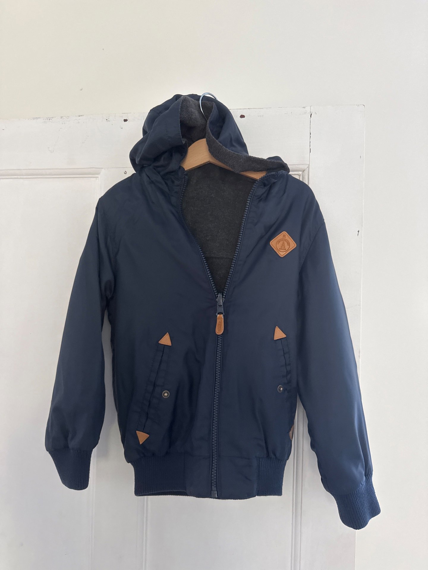 Kids Navy Hooded Jacket – Size 7-8Y, A Grade, 7-8 years, Excellent condition — preloved on SilentSale®