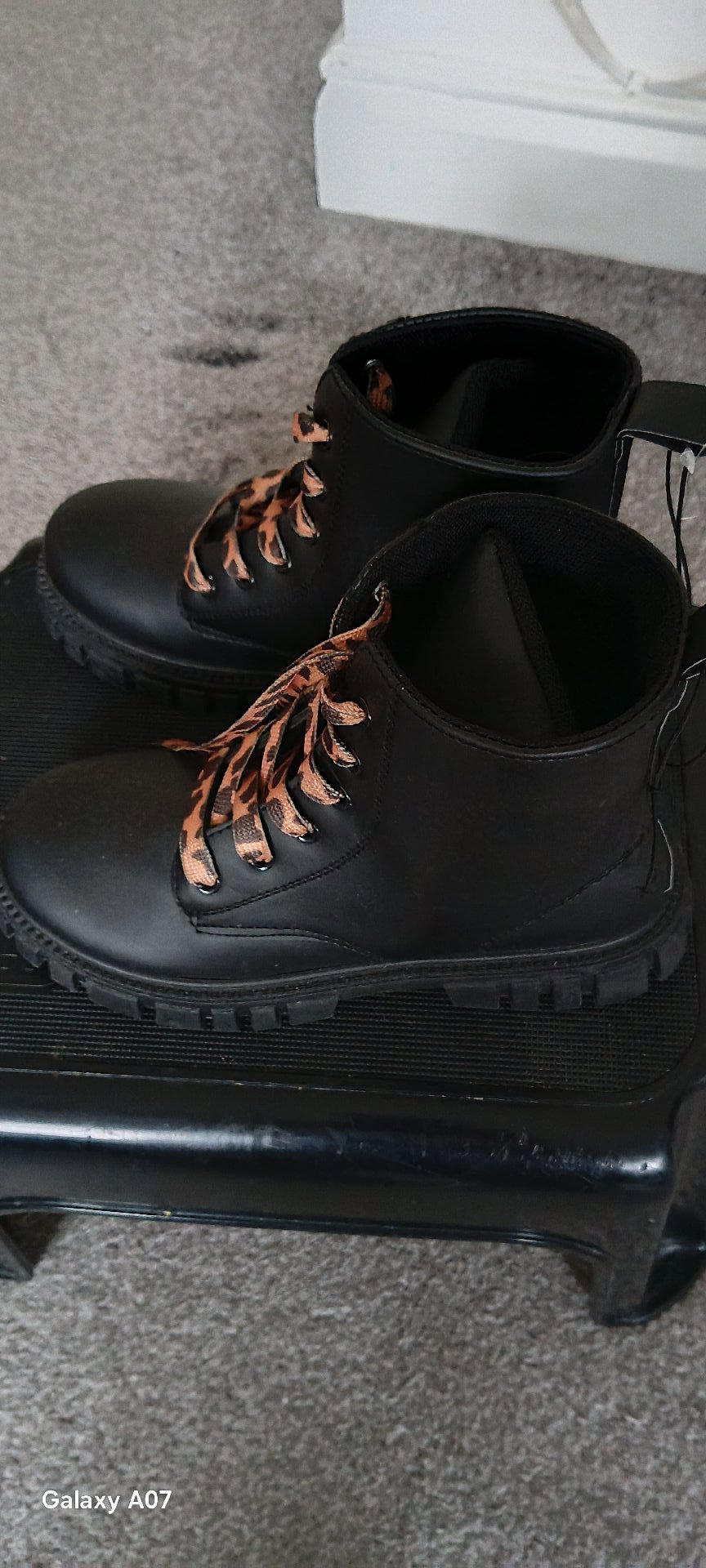 Black Ankle Boots with Leopard Print Laces – Size 2.5, Unbranded, 2.5, New condition — preloved on SilentSale®