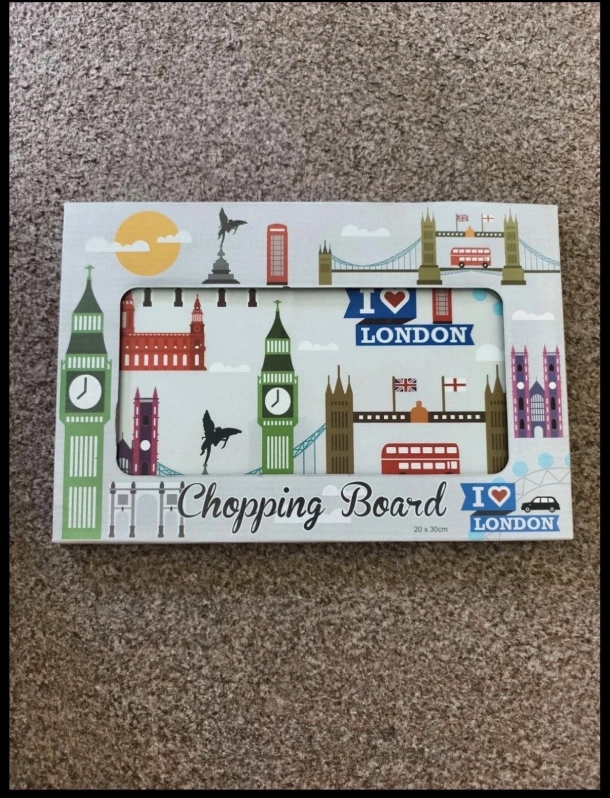 I Love London Decorative Chopping Board 20x30cm, London, 20 x 30 cm, New condition — preloved on SilentSale®