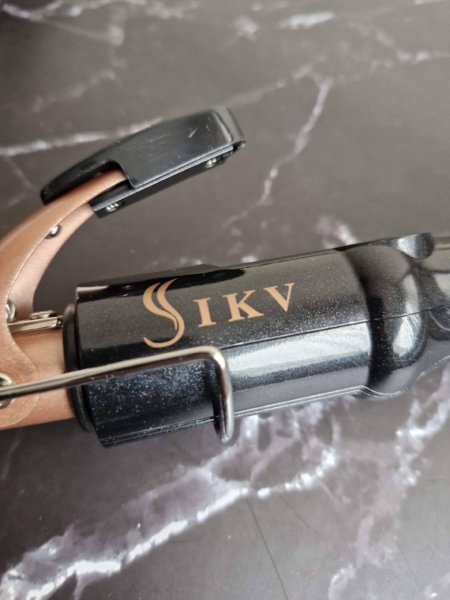 IKV Black Gold Curling Iron 3/4 Inch 19mm, Ikv, 3/4 inch 19mm, New condition — preloved on SilentSale®