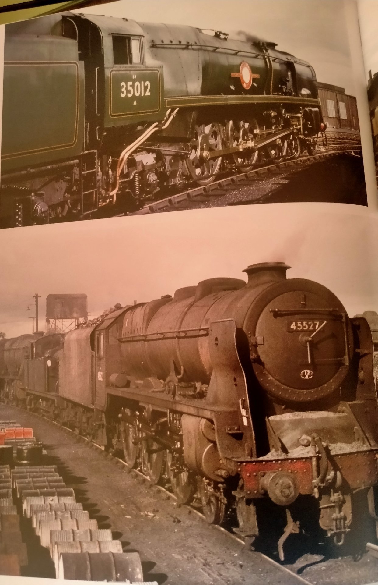 Railways in Focus — Bartholomew, Atlantic Transport Publishers, One Size, New condition — preloved on SilentSale®