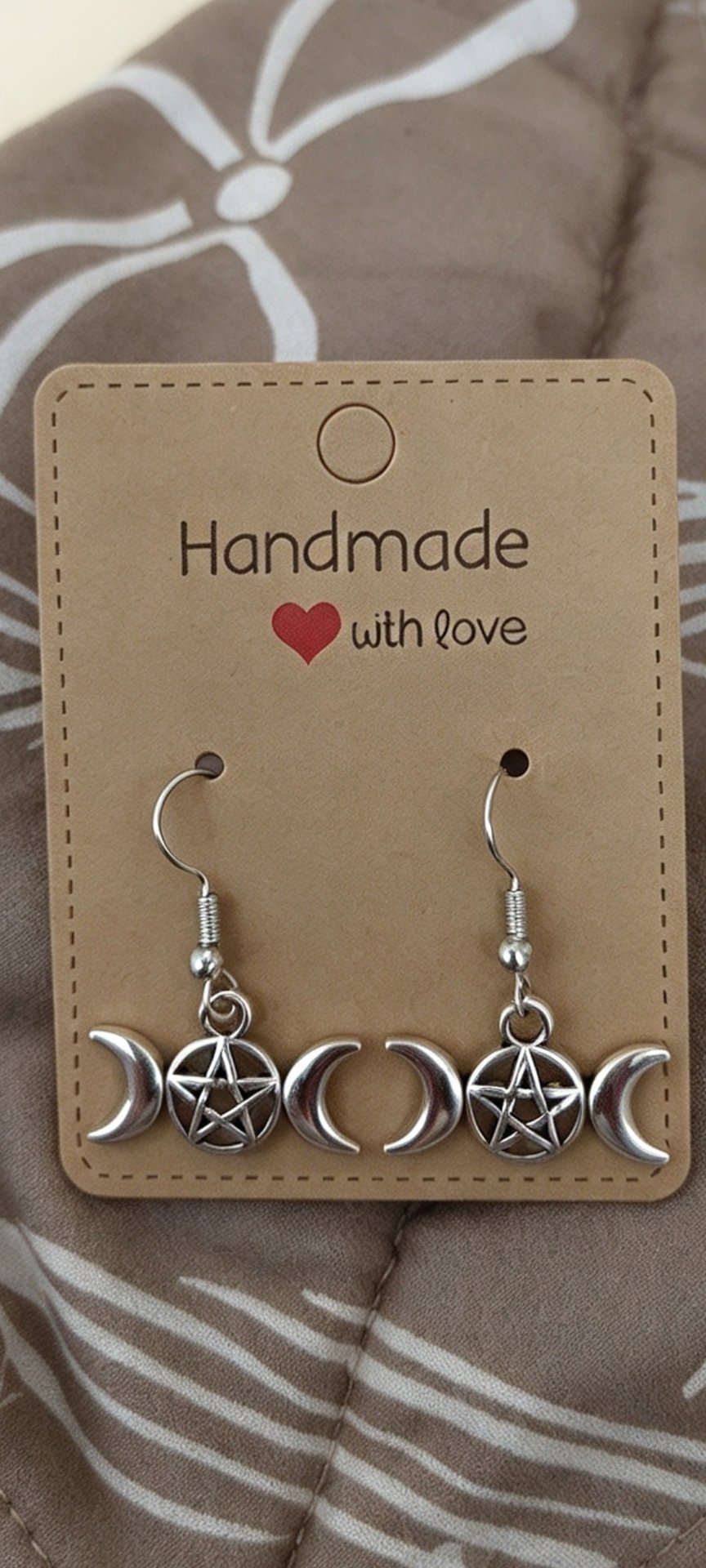 Handmade Silver Tone Moon and Star Drop Earrings, Other, One Size, New condition — preloved on SilentSale®