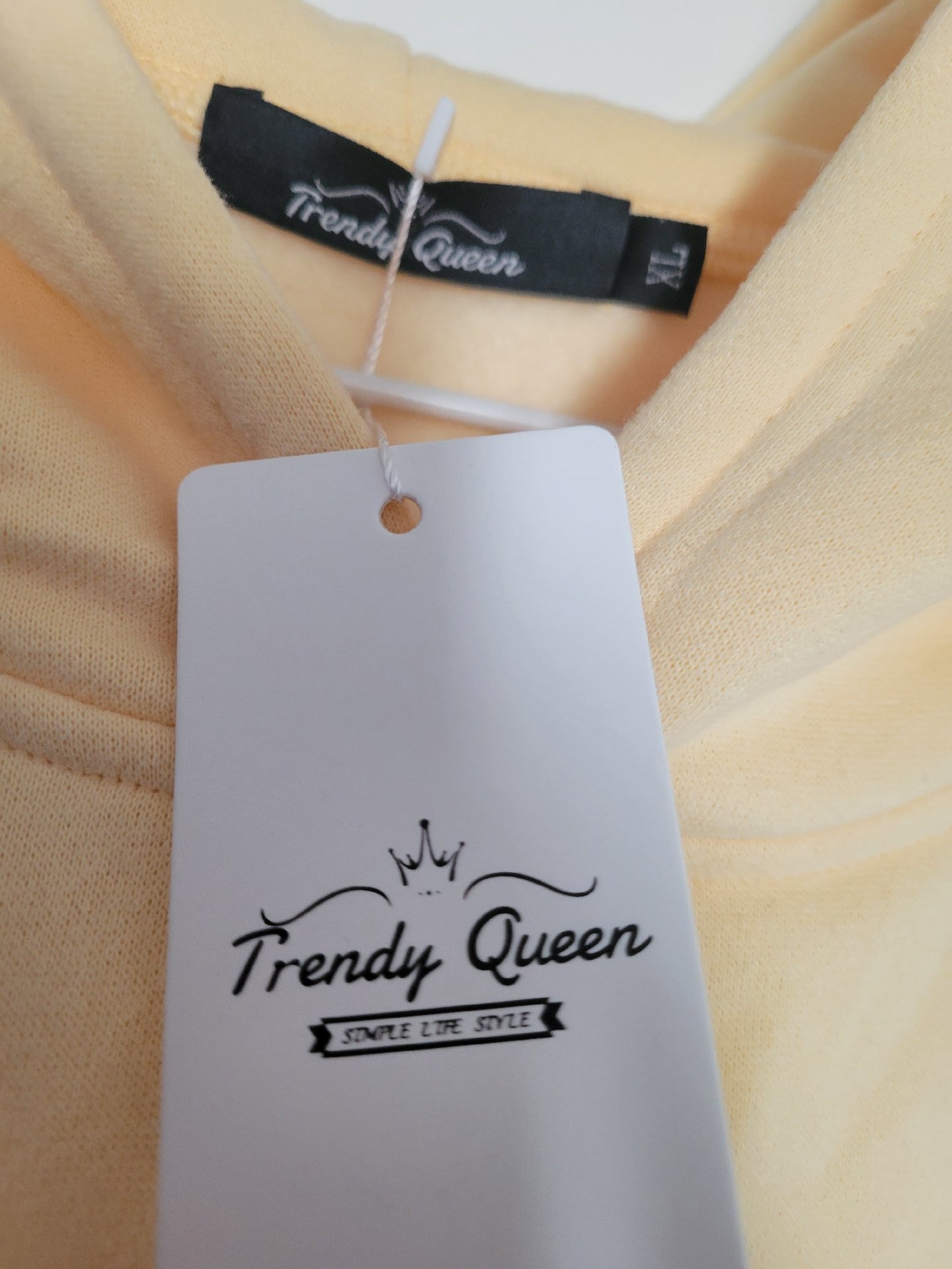 Trendy Queen Yellow Oversized Hoodie XL, Trendy Queen, XL, New condition — preloved on SilentSale®