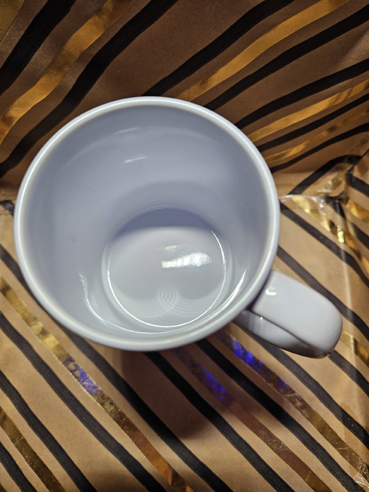 Christmas Highland Cow Ceramic Mug, Unbranded, One Size, New condition — preloved on SilentSale®