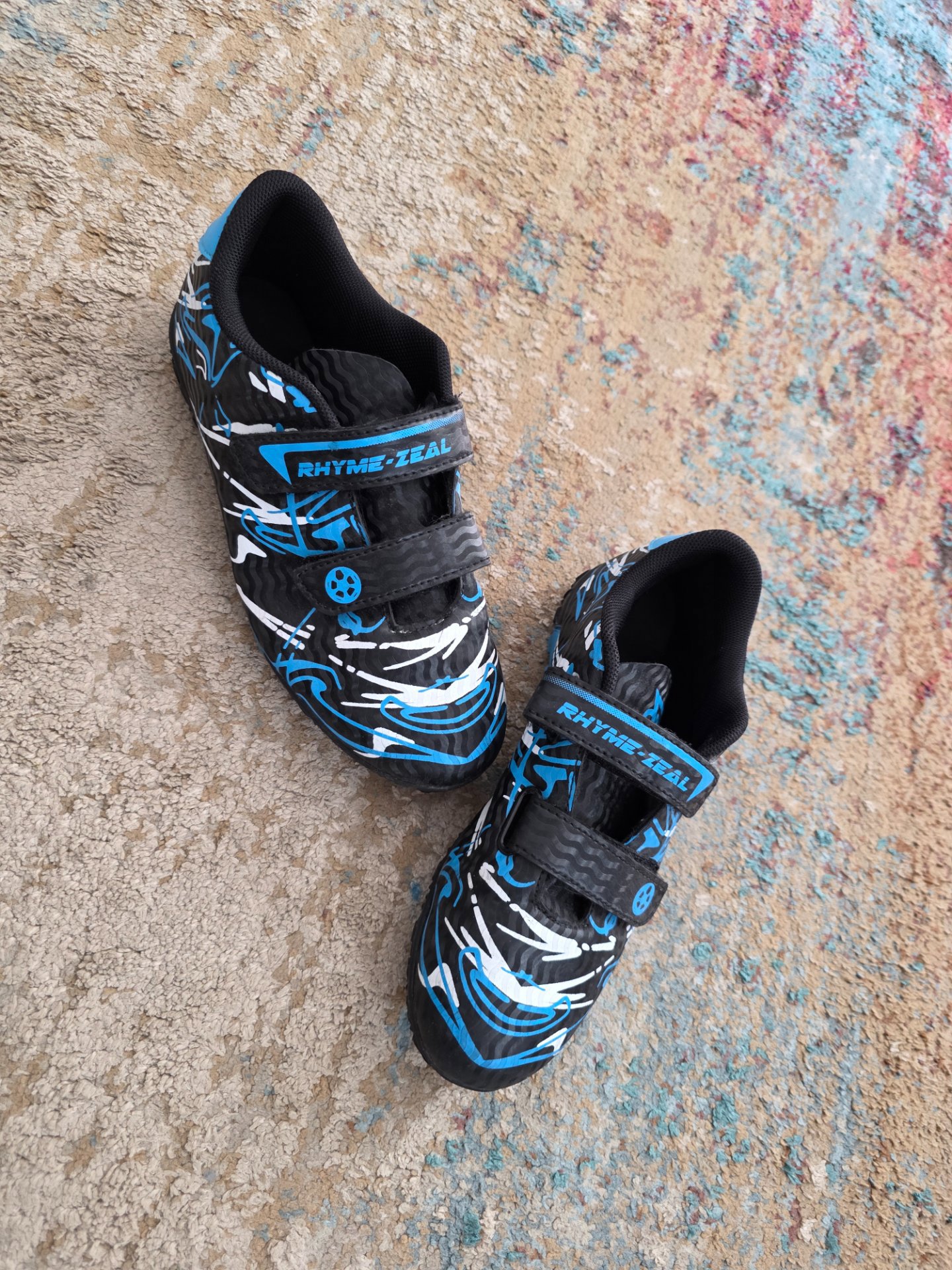 Rhyme-Zeal Black Blue White Kids Cycling Shoes – EUR 34, Rhyme-Zeal, EUR 34, Excellent condition — preloved on SilentSale®