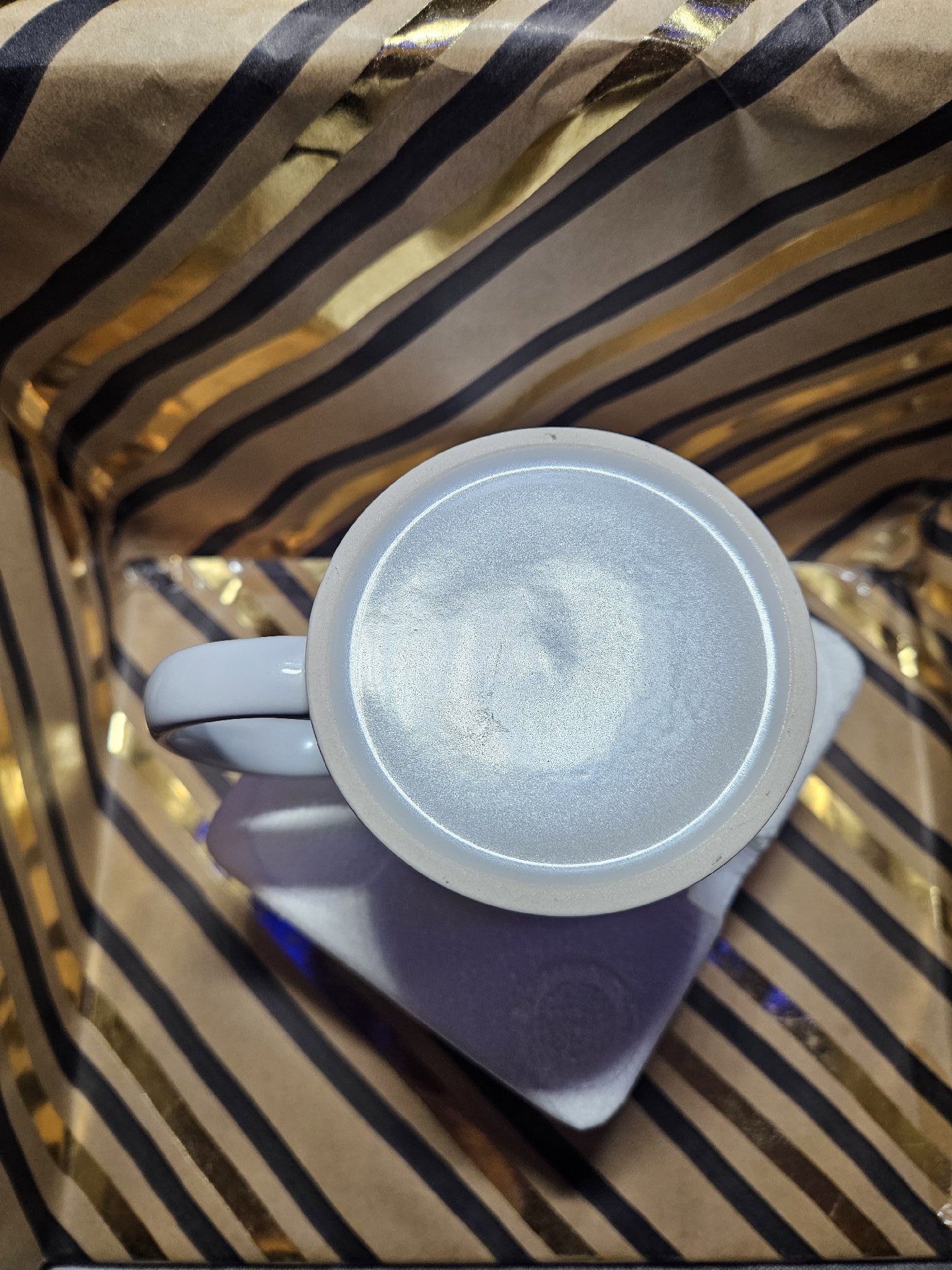 Ceramic Mug with Tulip Boot Design, Unbranded, One Size, New condition — preloved on SilentSale®