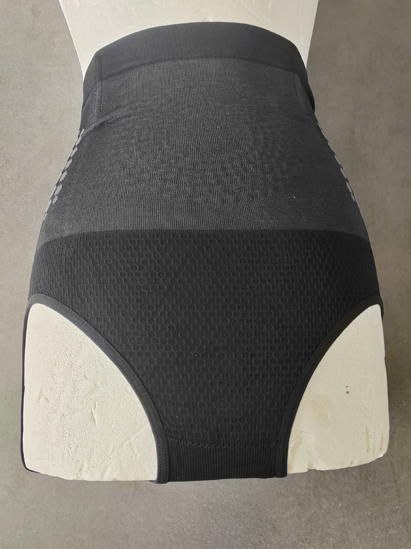 Tummy control , Unbranded, XL, Excellent condition — preloved on SilentSale®