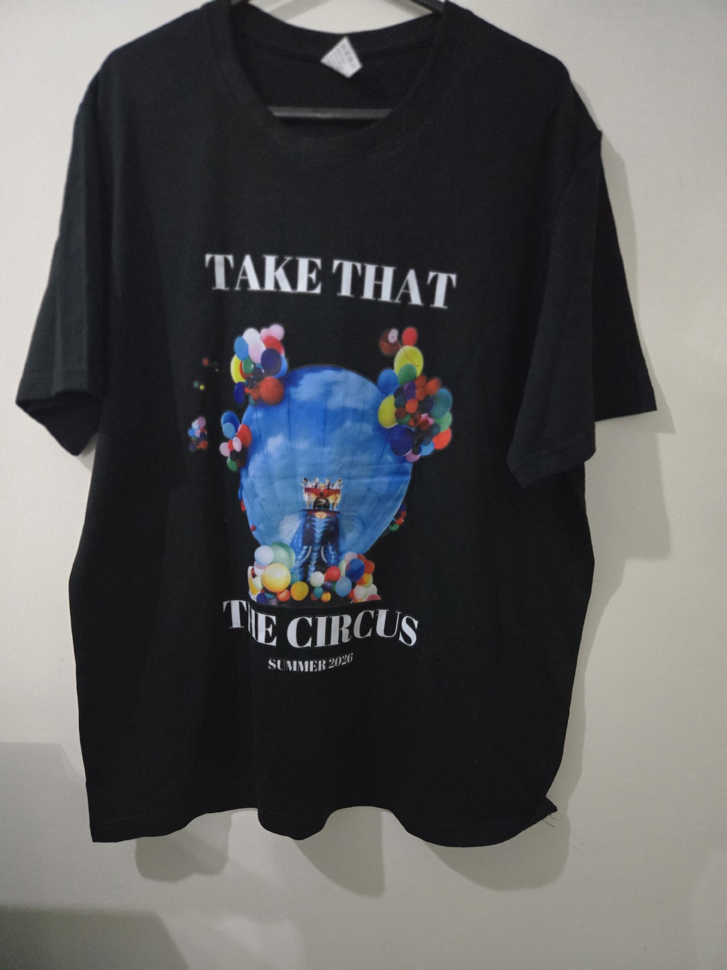 Take That The Circus Summer 2026 Black Graphic T-Shirt XL, Unbranded, XL, Good condition — preloved on SilentSale®