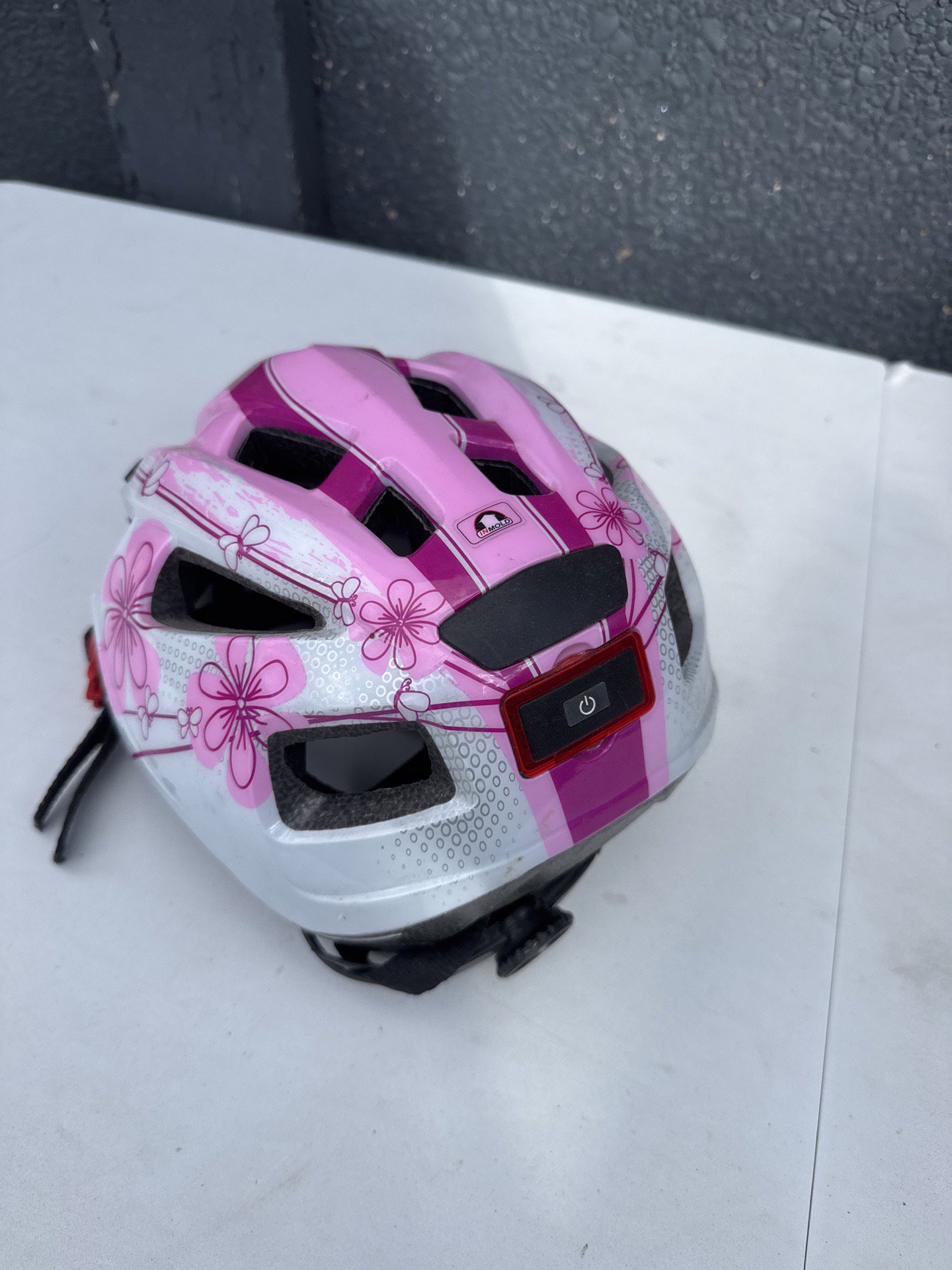 Pink Floral Kids Bicycle Helmet Size S 49-54 cm, Spc, S 49-54 cm, Good condition — preloved on SilentSale®