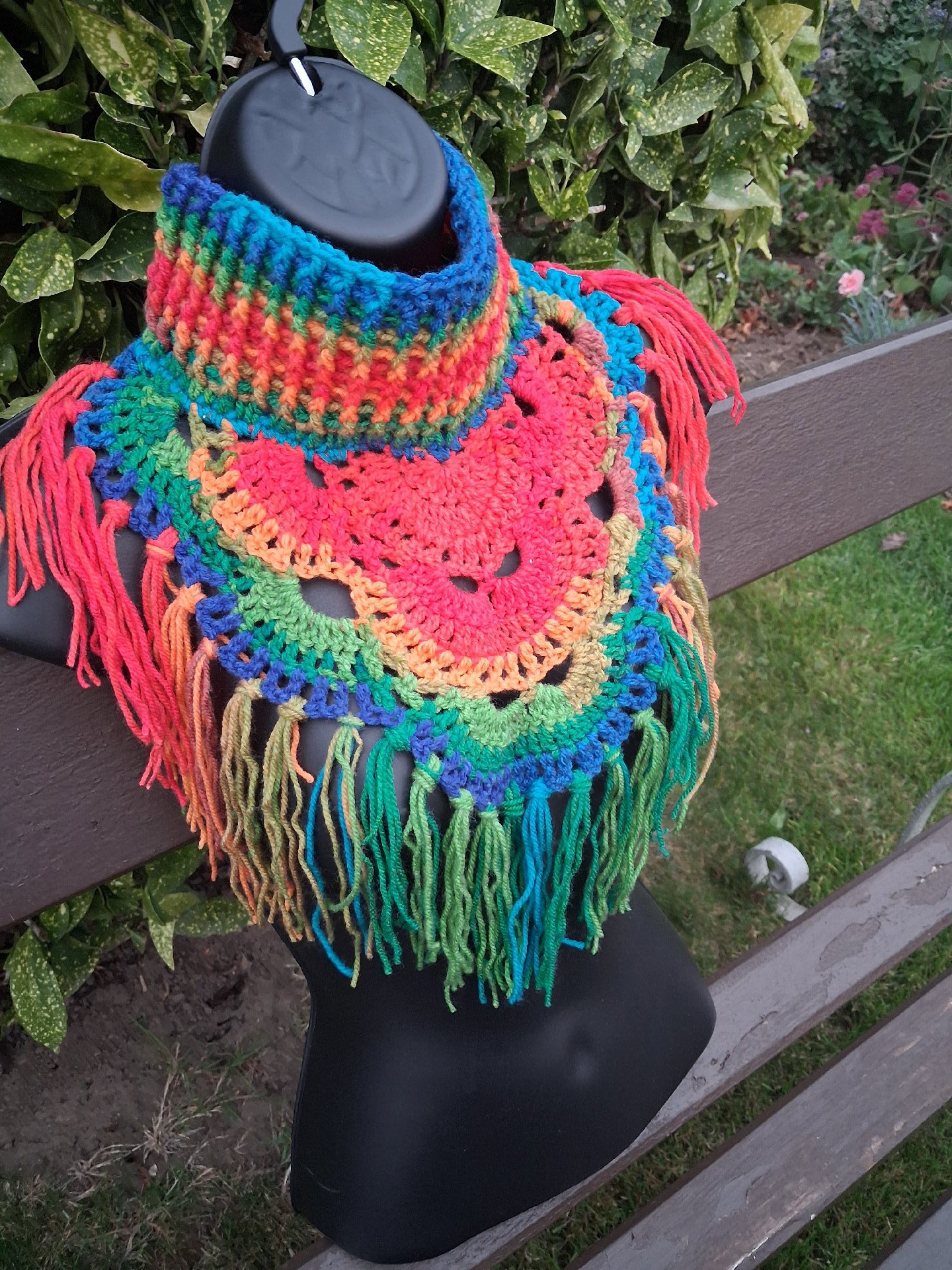 Hand-crocheted bright coloured neck warmer, Handmade, One Size, New condition — preloved on SilentSale®