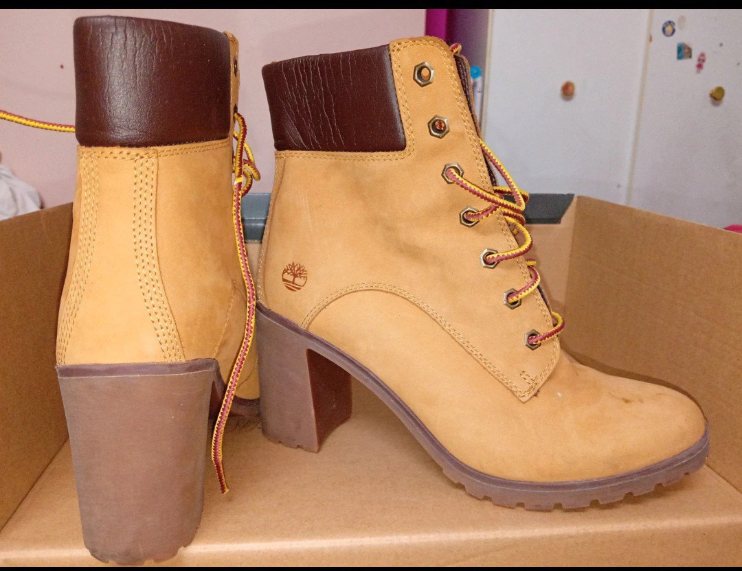 Timberland Brown Nubuck Heeled Ankle Boots, Timberland, 5.5, Like New condition — preloved on SilentSale®