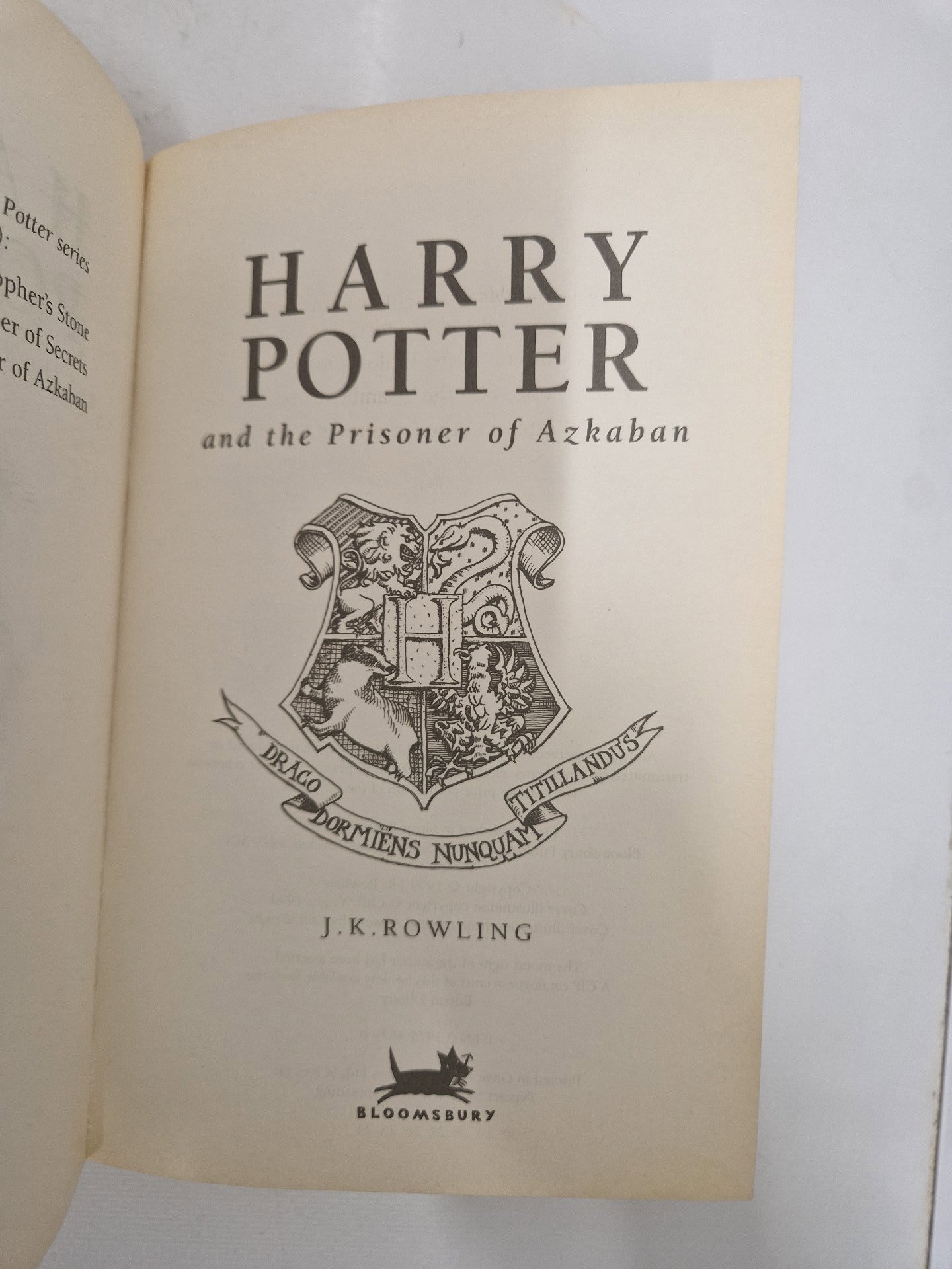 Harry Potter and the Prisoner of Azkaban — J. K. Rowling, Bloomsbury, One Size, Excellent condition — preloved on SilentSale®