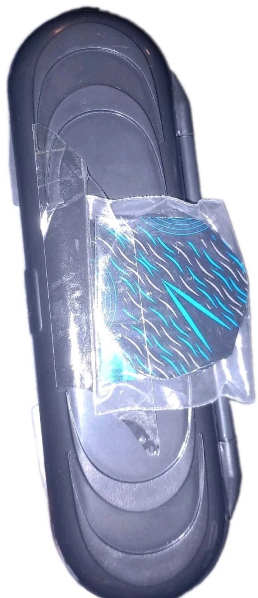 Darts Set with Blue and Black Barrels and Case, Unbranded, Small (up to A4), Excellent condition — preloved on SilentSale®