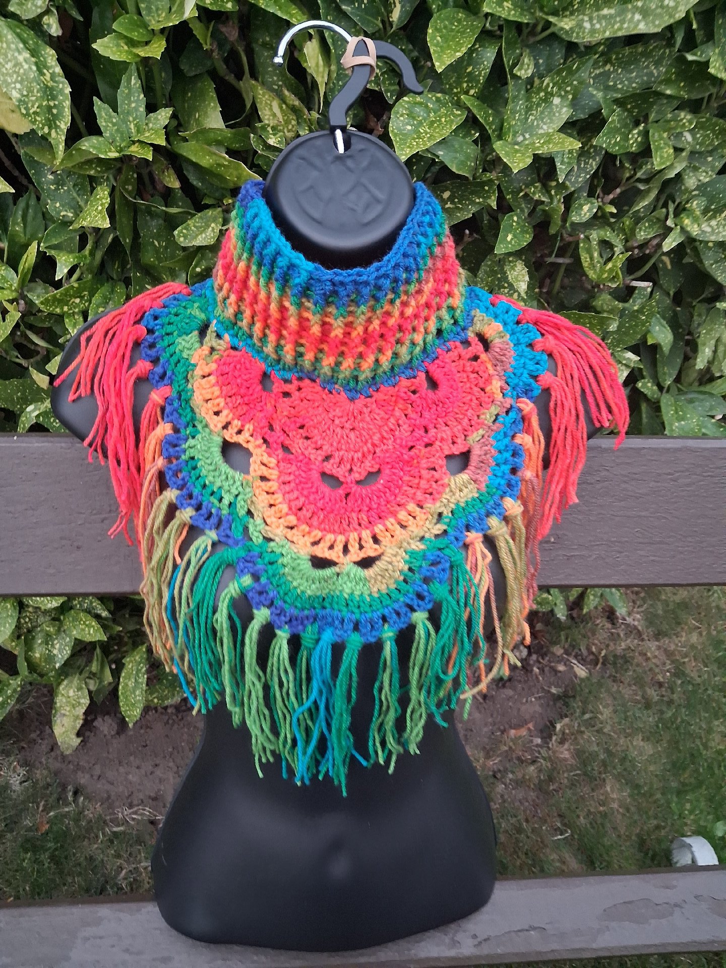 Hand-crocheted bright coloured neck warmer, Handmade, One Size, New condition — preloved on SilentSale®