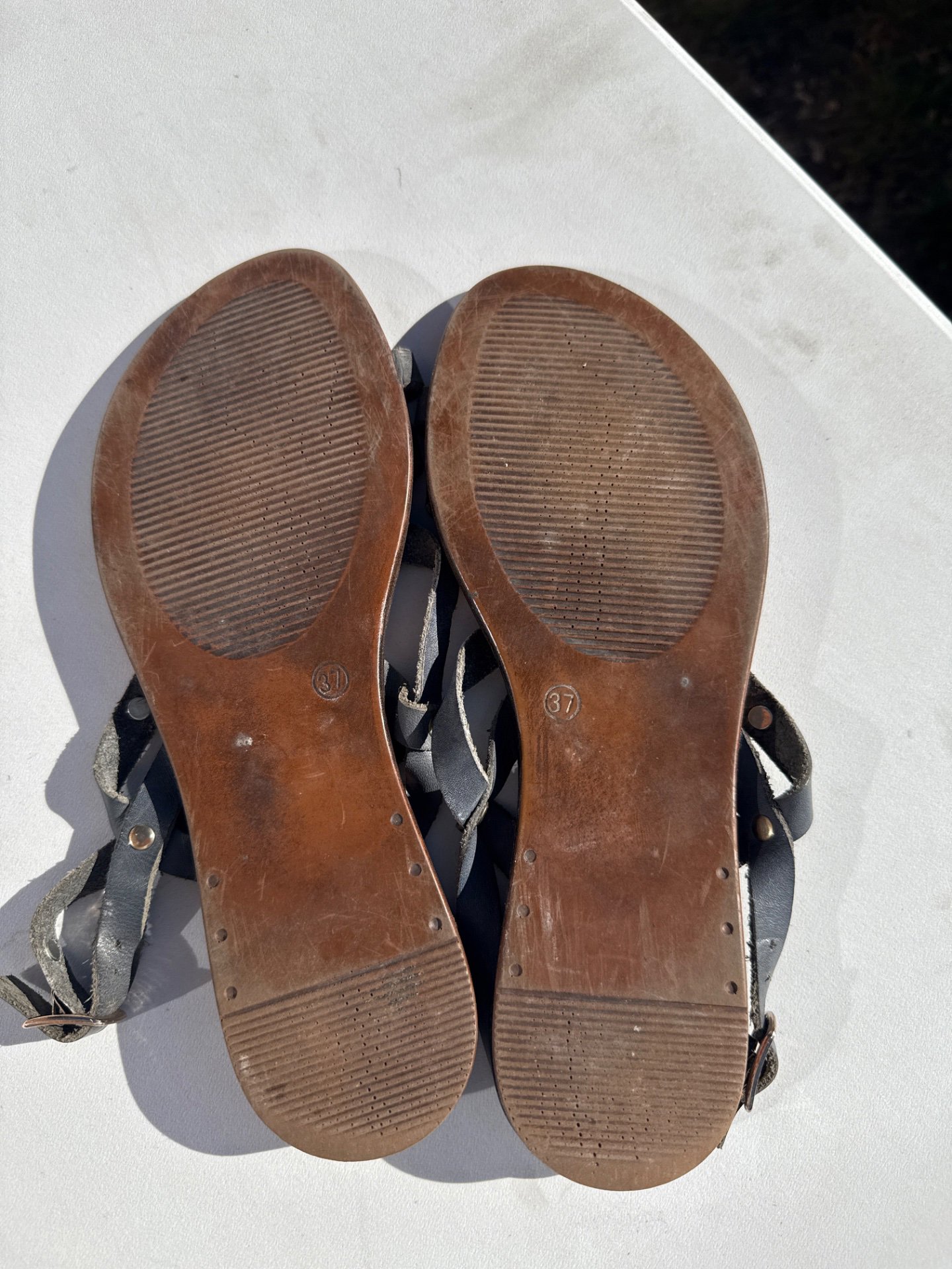 Lasocki Black Leather Strappy Sandals – Size 39, Lasocki, 39, Excellent condition — preloved on SilentSale®