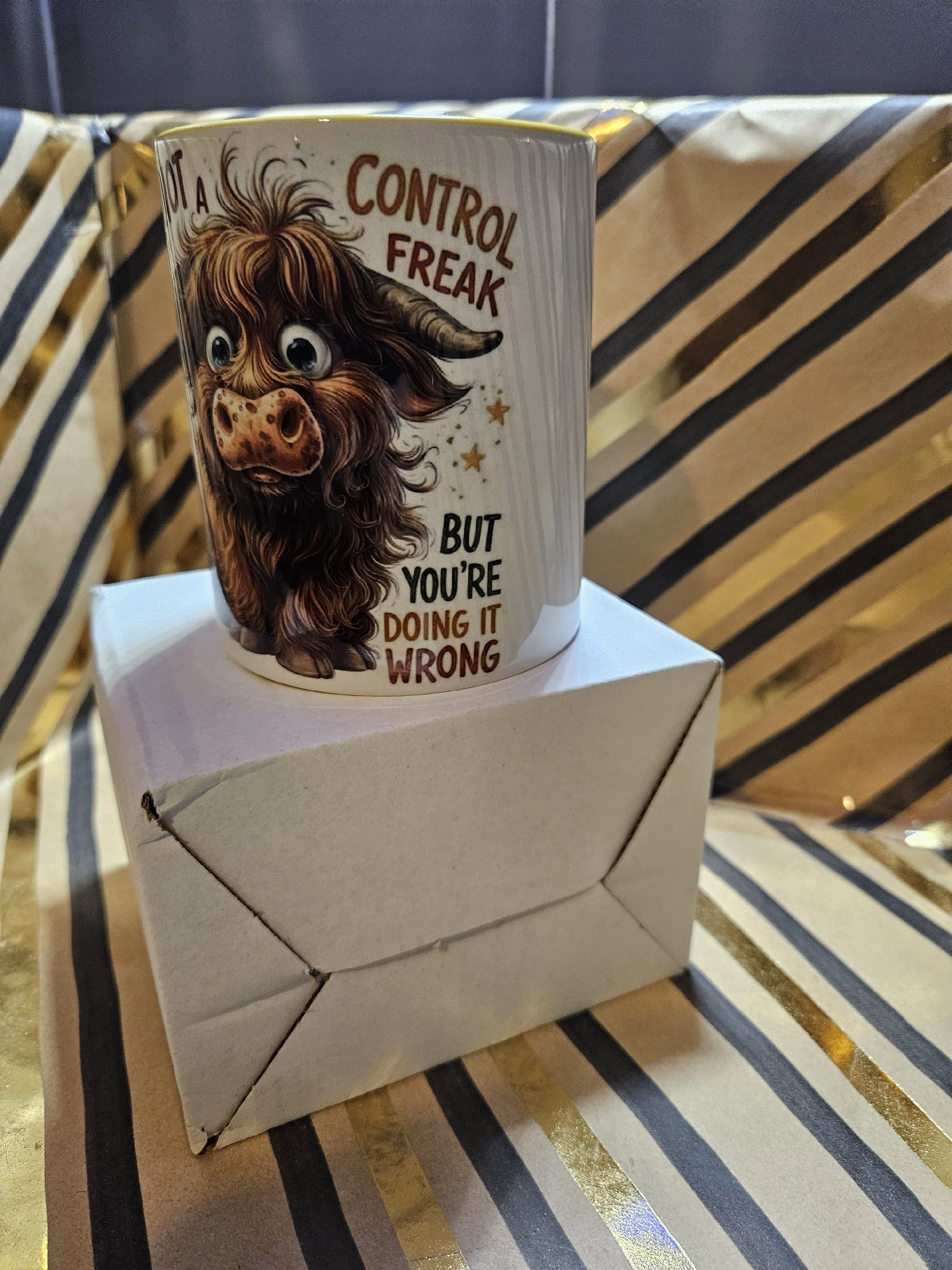 Ceramic Mug with Humorous Highland Cow Design, Unbranded, One Size, New condition — preloved on SilentSale®