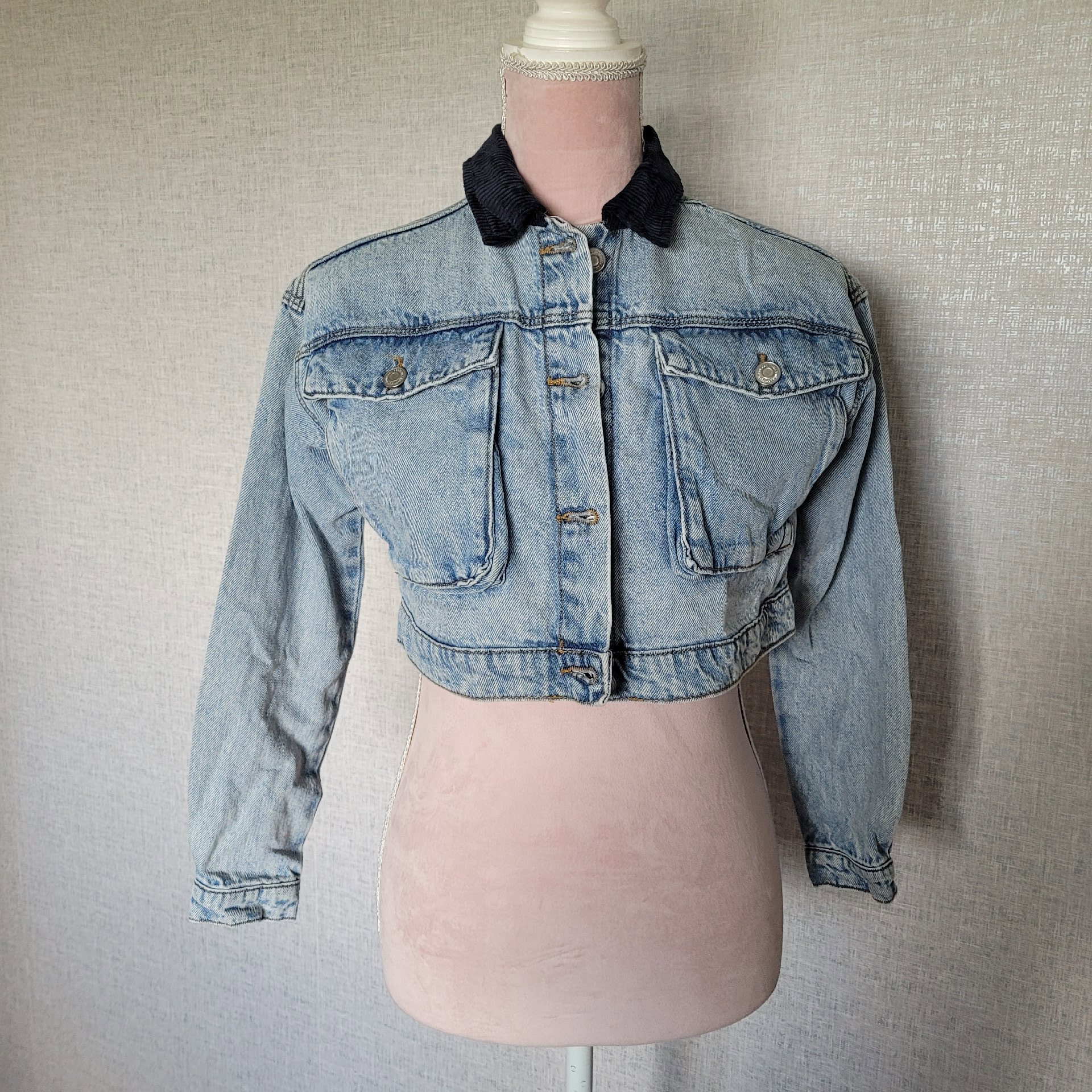 Primark Denim Co. Light Blue Cropped Denim Jacket 10-11 Yrs, Primark Denim Co., 10-11 years, Excellent condition — preloved on SilentSale®