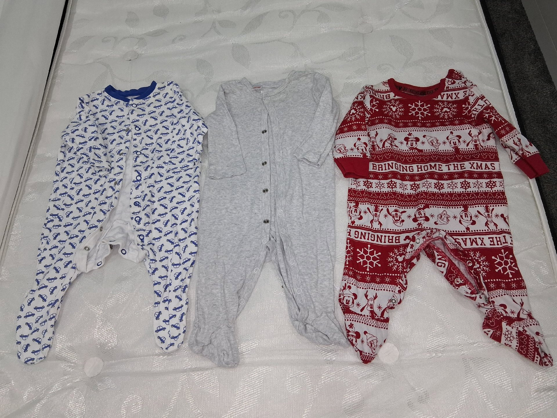 Disney Baby George Red Christmas Sleepsuit 0-3 Months, Disney Baby George, 0-3 months, Excellent condition — preloved on SilentSale®