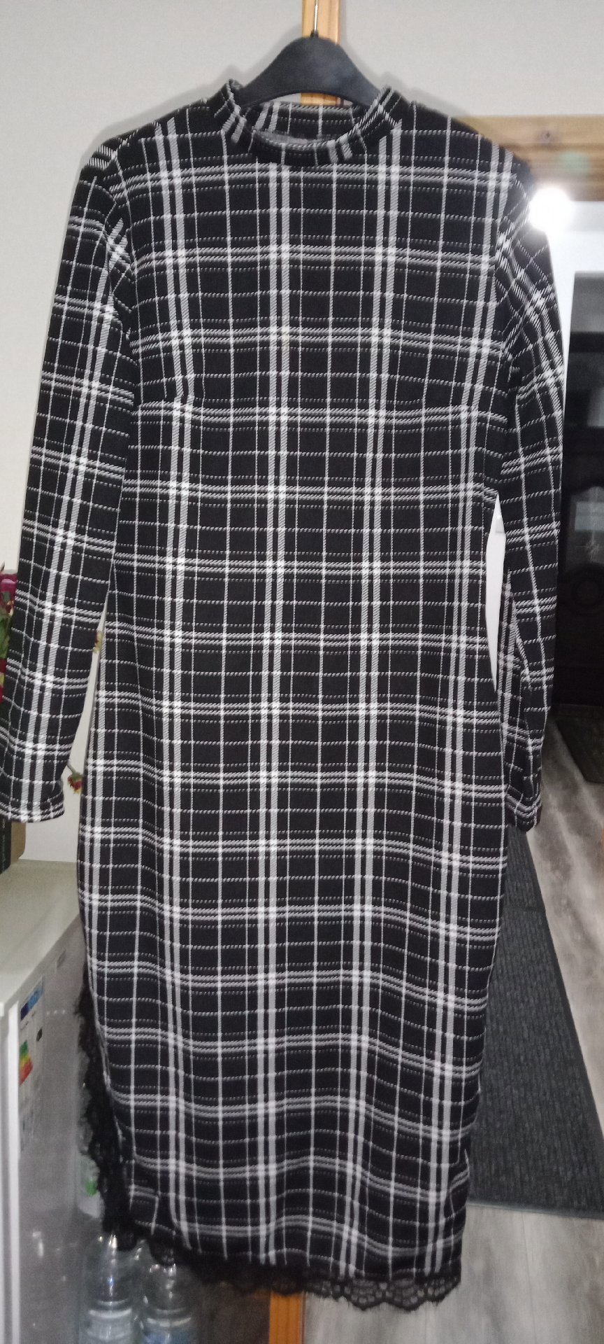 Black and White Checked Long Sleeve Midi Dress, Shein, 16, Like New condition — preloved on SilentSale®
