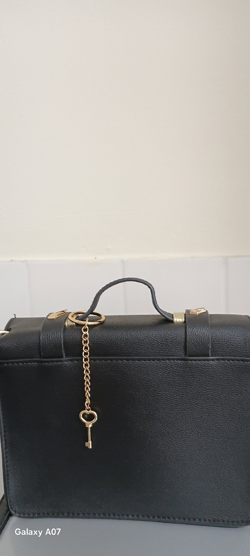 Harry Potter Black Hogwarts Satchel Bag with Gold Details, Harry Potter, One Size, Excellent condition — preloved on SilentSale®