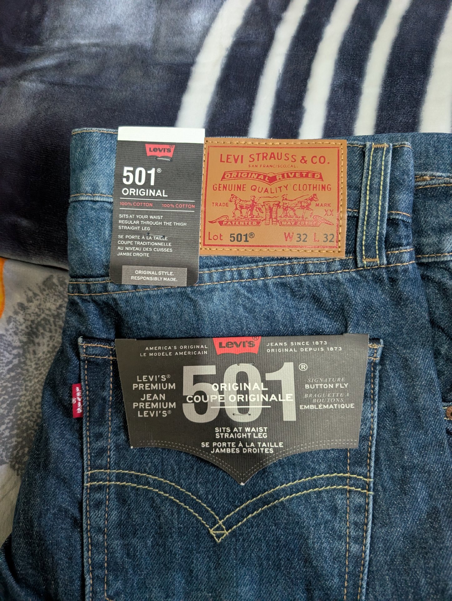 New Levi's 501 men denim jeans 32 x32, Levi's, W34 L32, New condition — preloved on SilentSale®