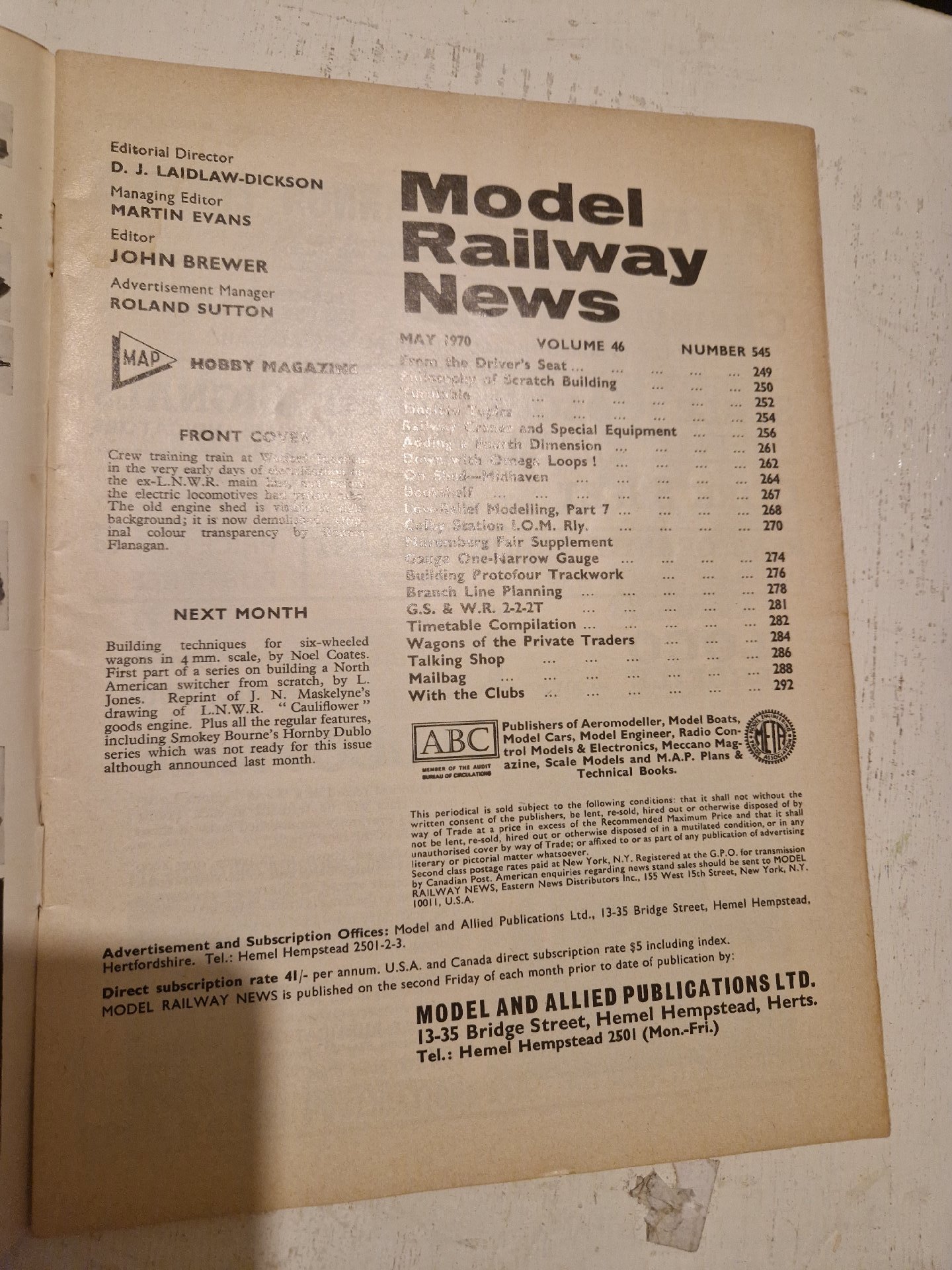 Model Railway News magazine, May 1970 issue, Unbranded, Paperback, Excellent condition — preloved on SilentSale®