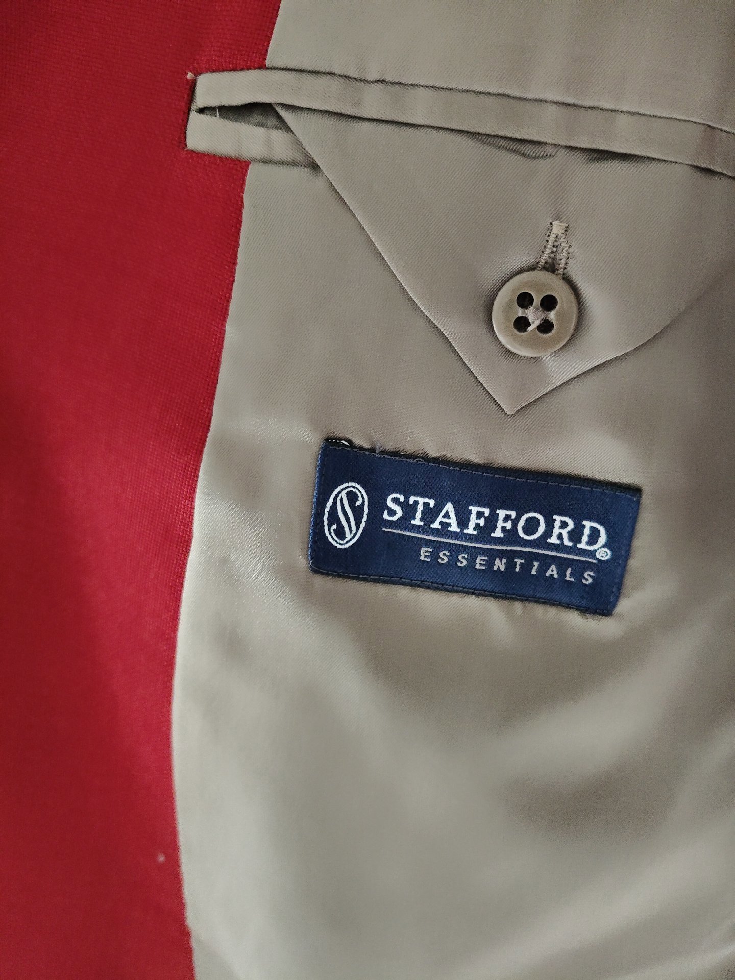 Red jacket , Stafford, 44R, Excellent condition — preloved on SilentSale®