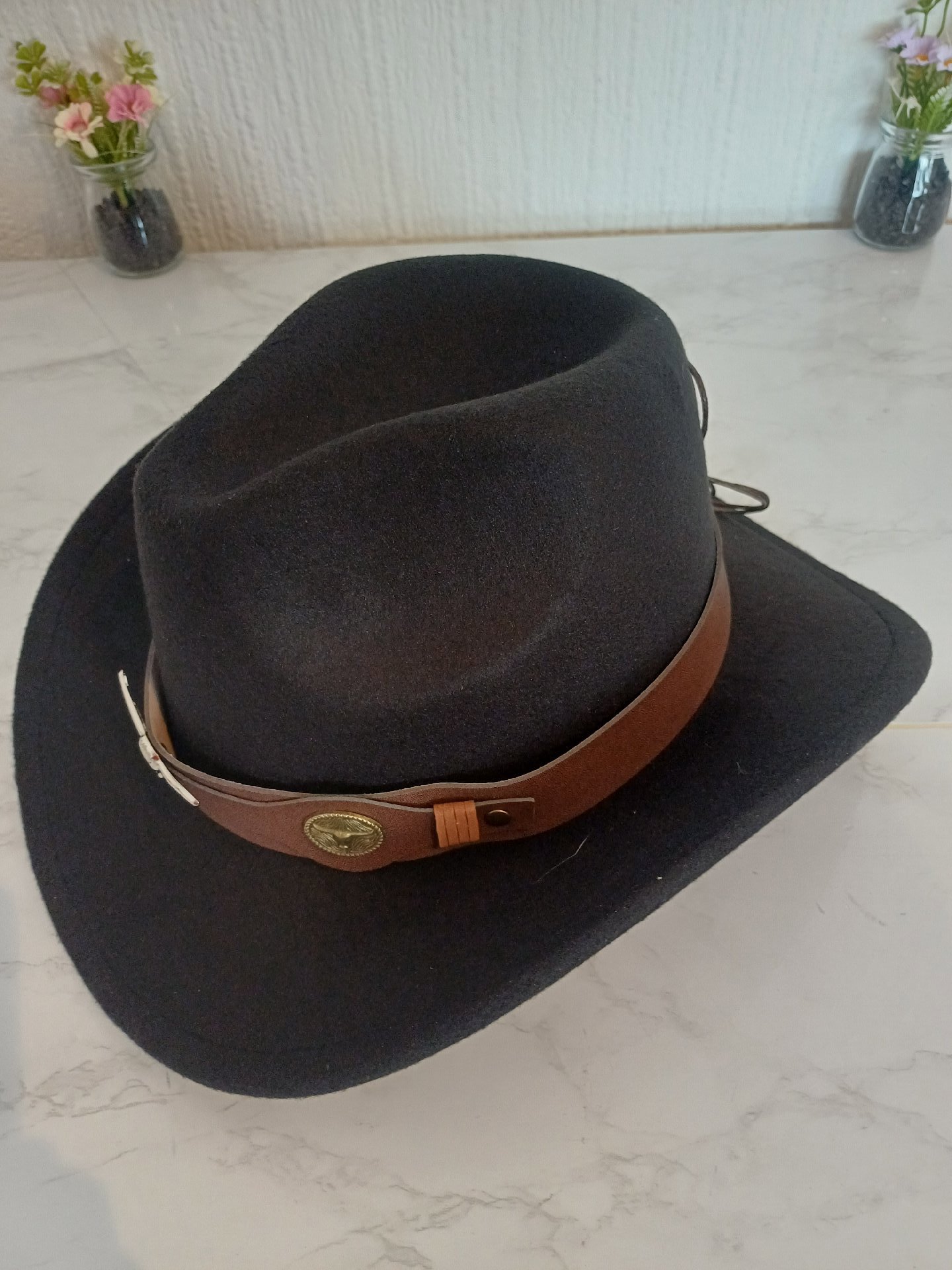 Black Western Style Hat with Brown Band – Size 57, Western, 57, New condition — preloved on SilentSale®
