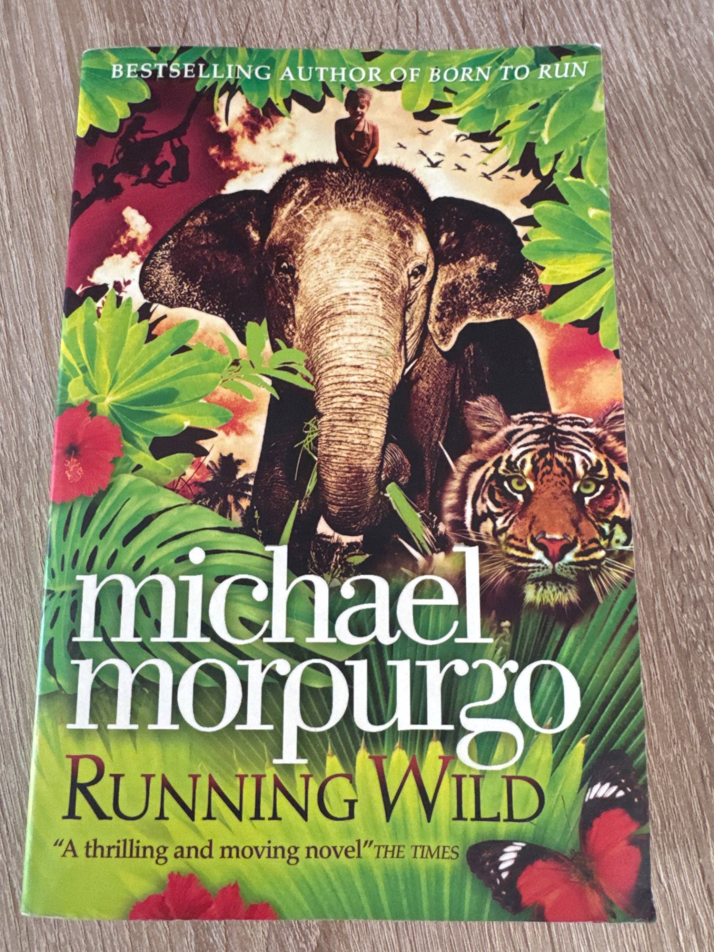 Running Wild — Michael Morpurgo, Harper Collins Promotion, One Size, Excellent condition — preloved on SilentSale®