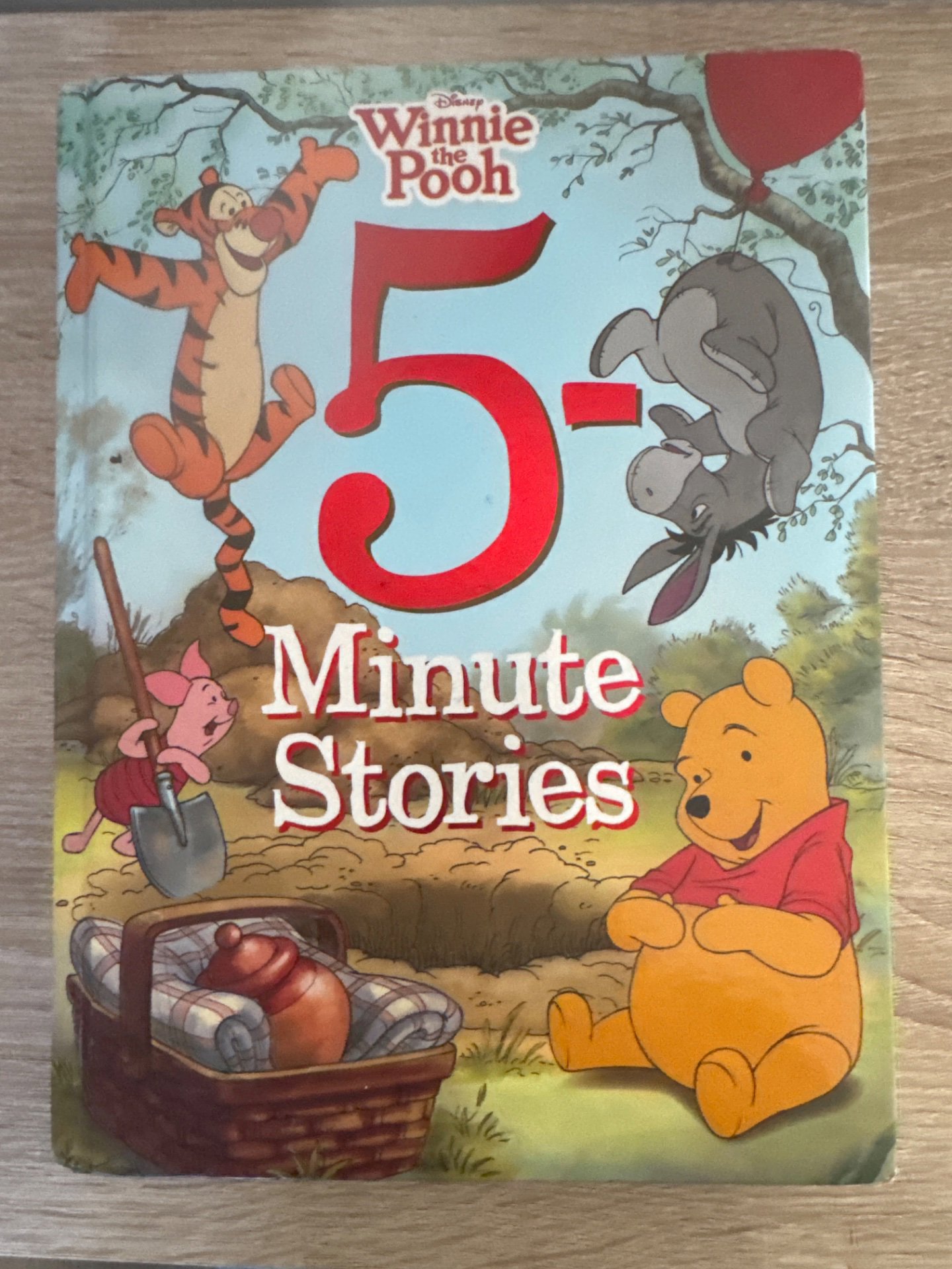 5-Minute Winnie the Pooh Stories — Laura Driscoll, Disney Press, One Size, Excellent condition — preloved on SilentSale®